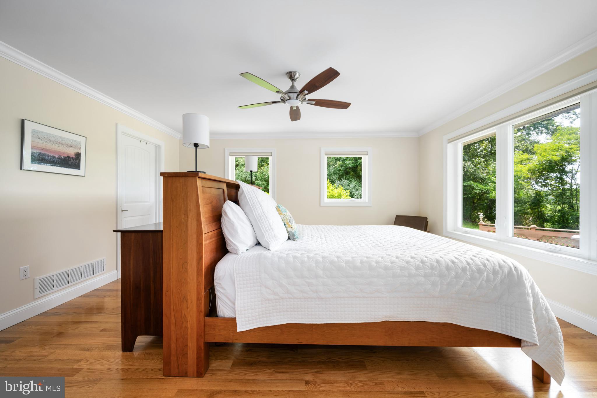 25292 Sandy Point Rd