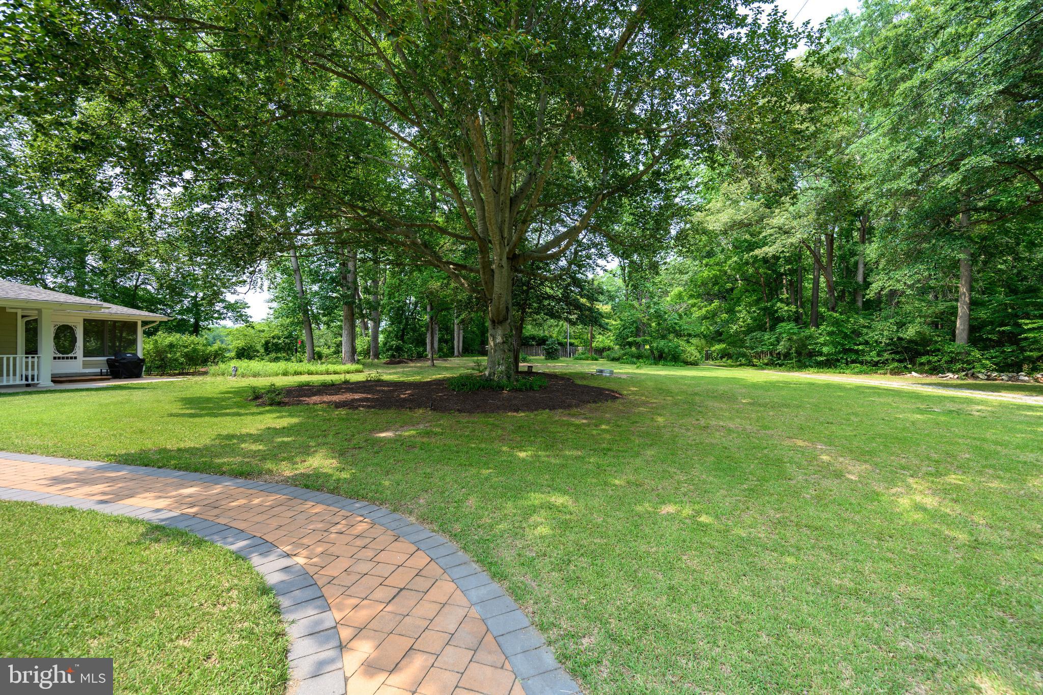 25292 Sandy Point Rd