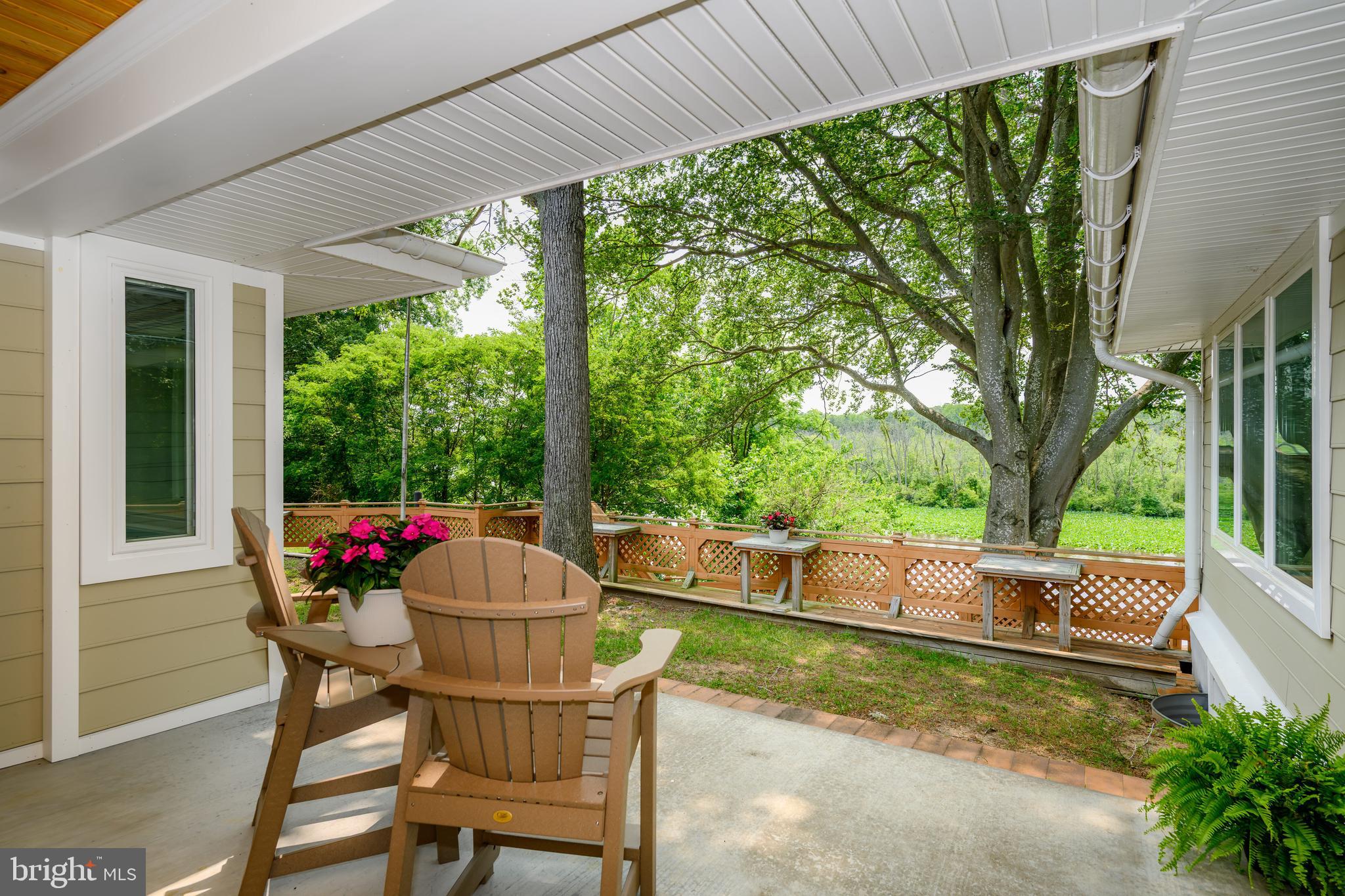 25292 Sandy Point Rd