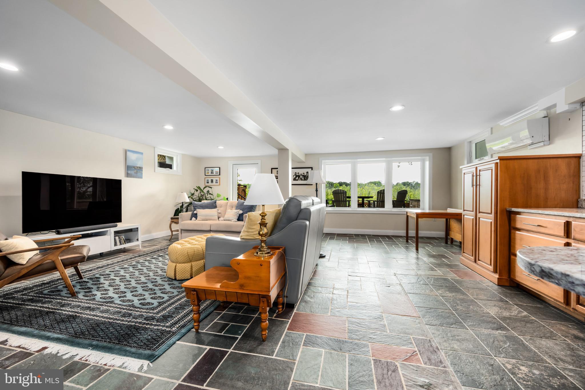 25292 Sandy Point Rd