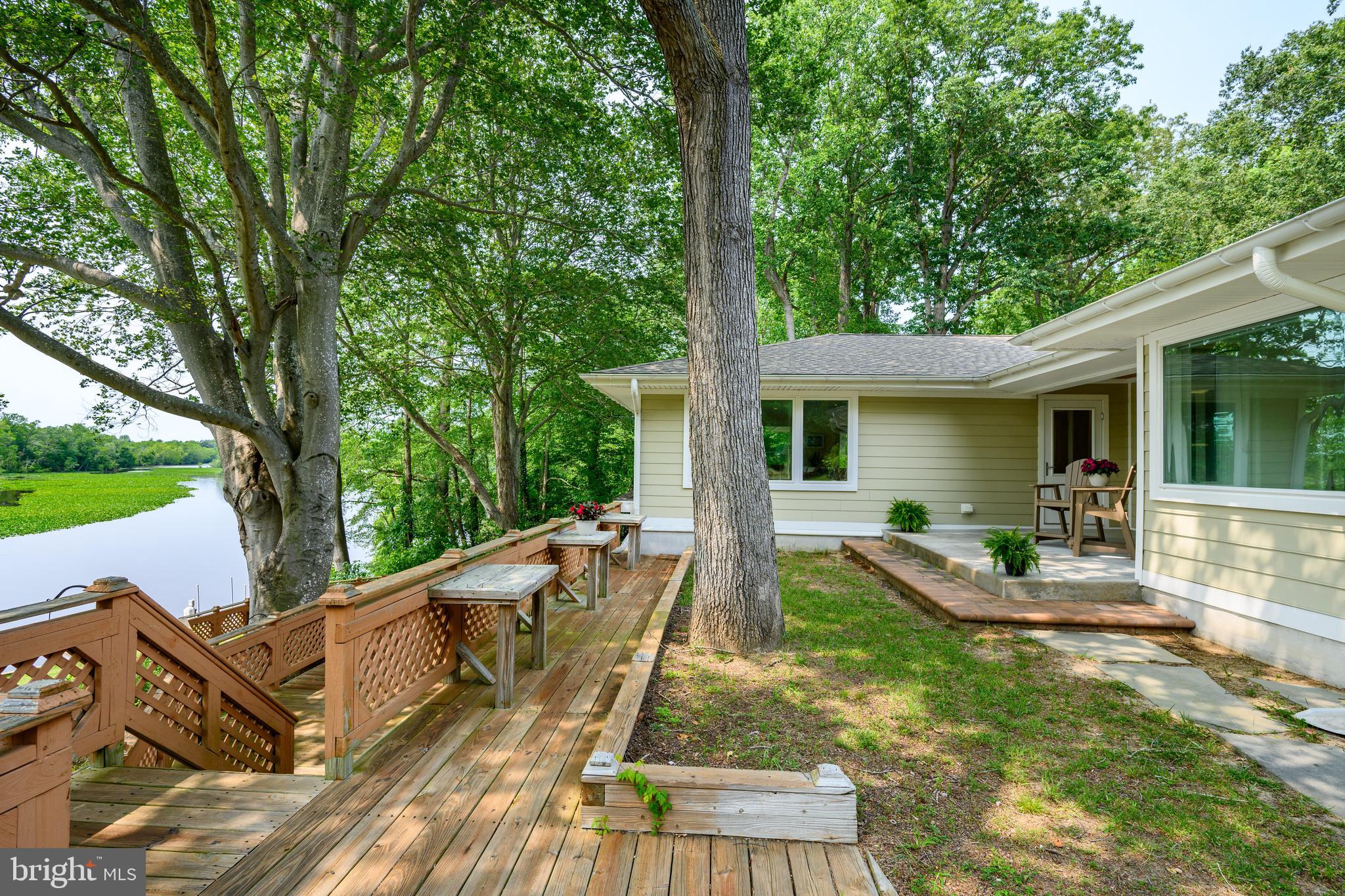 25292 Sandy Point Rd