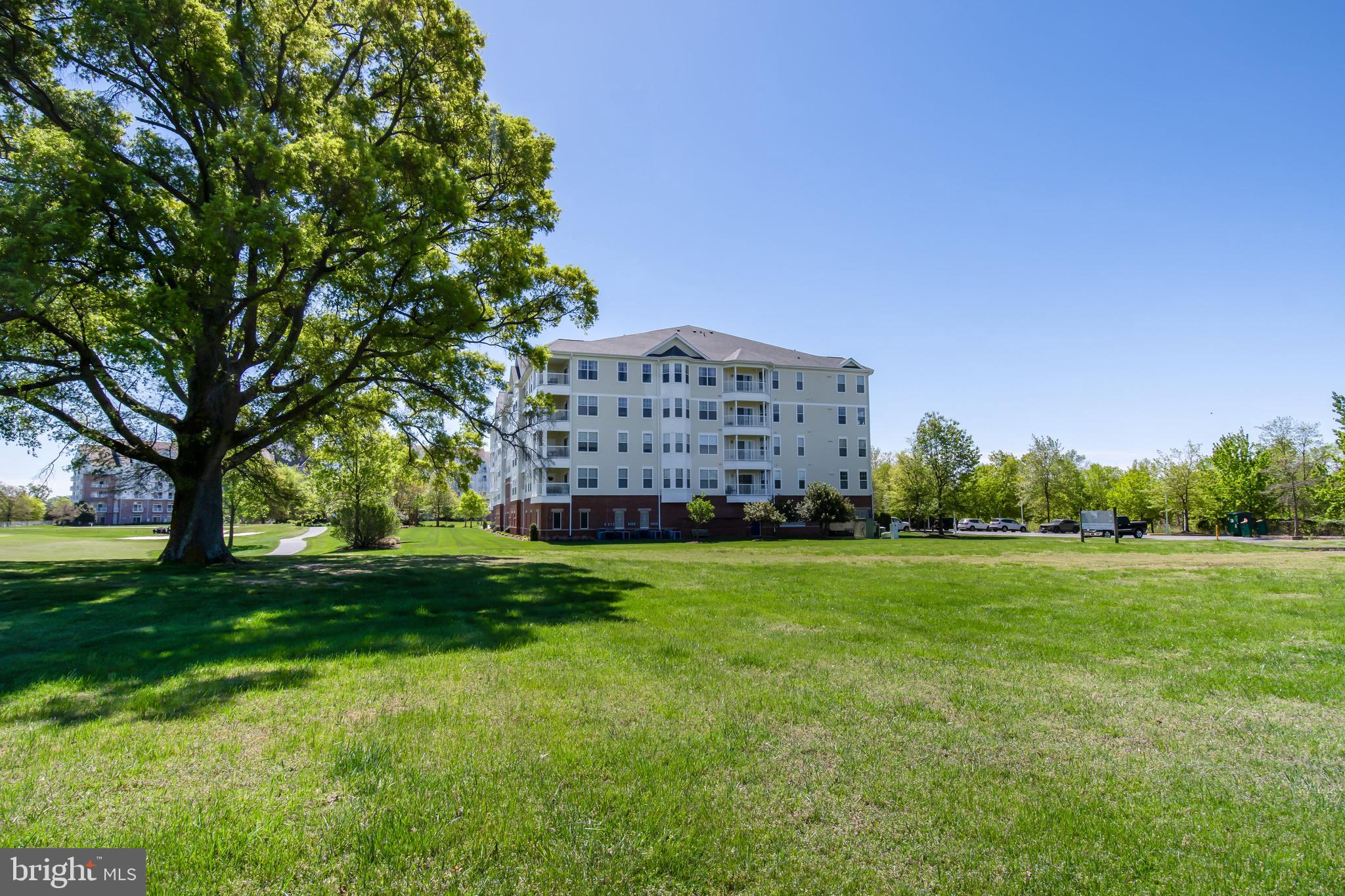 2700 Willow Oak Dr #310c