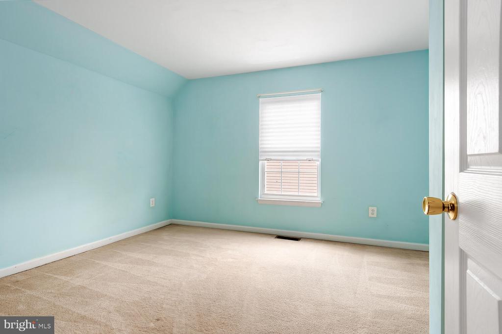116 Teal Ln