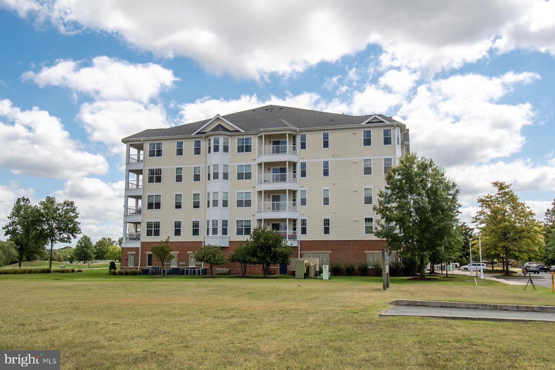 2700 Willow Oak Dr #410c