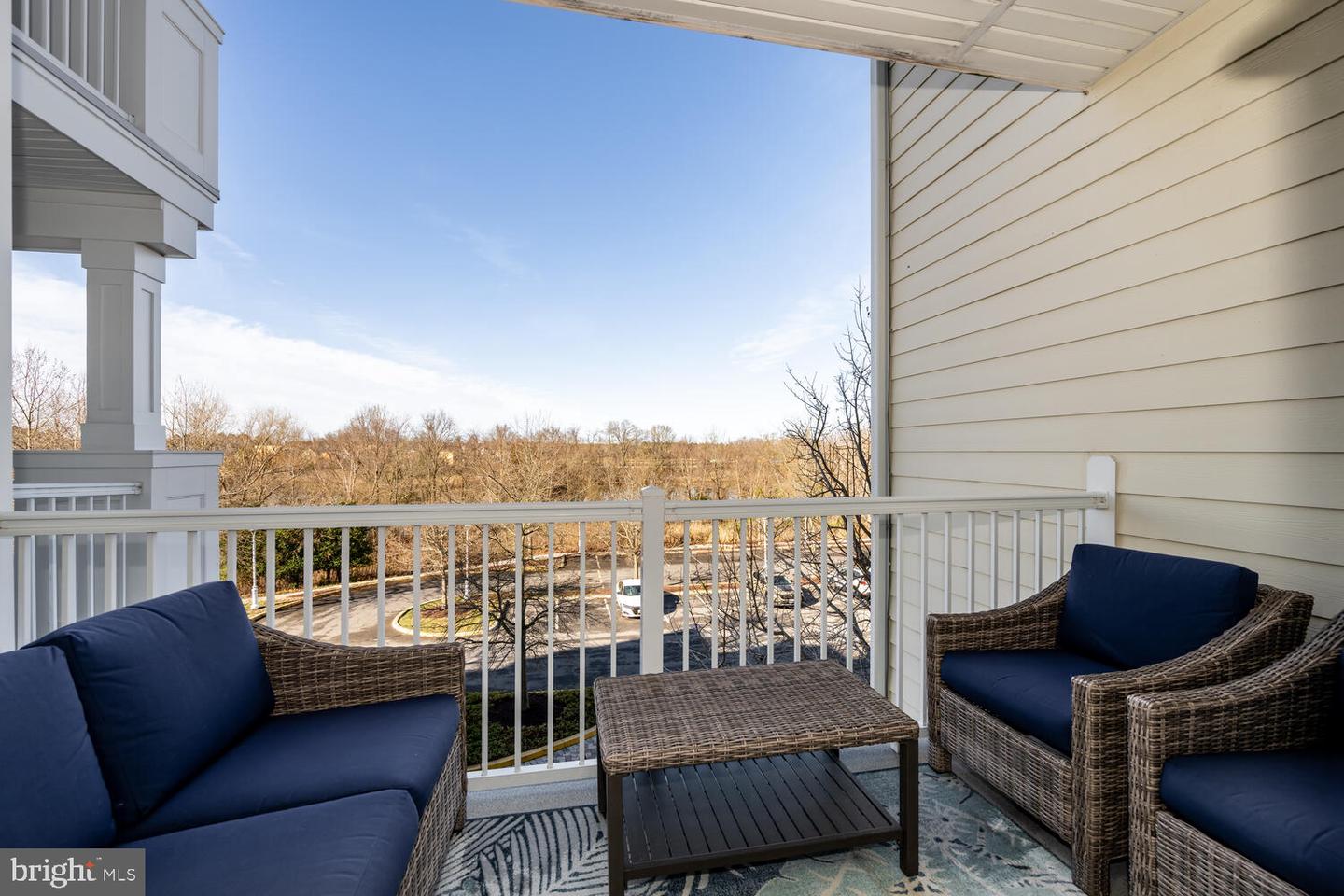 2700 Willow Oak Dr #212a