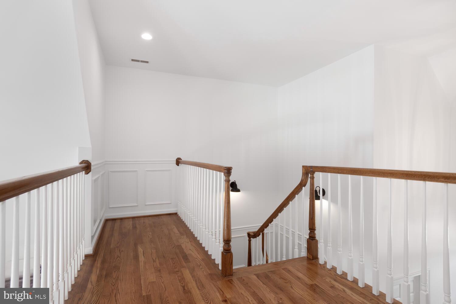 409 Laurens Way
