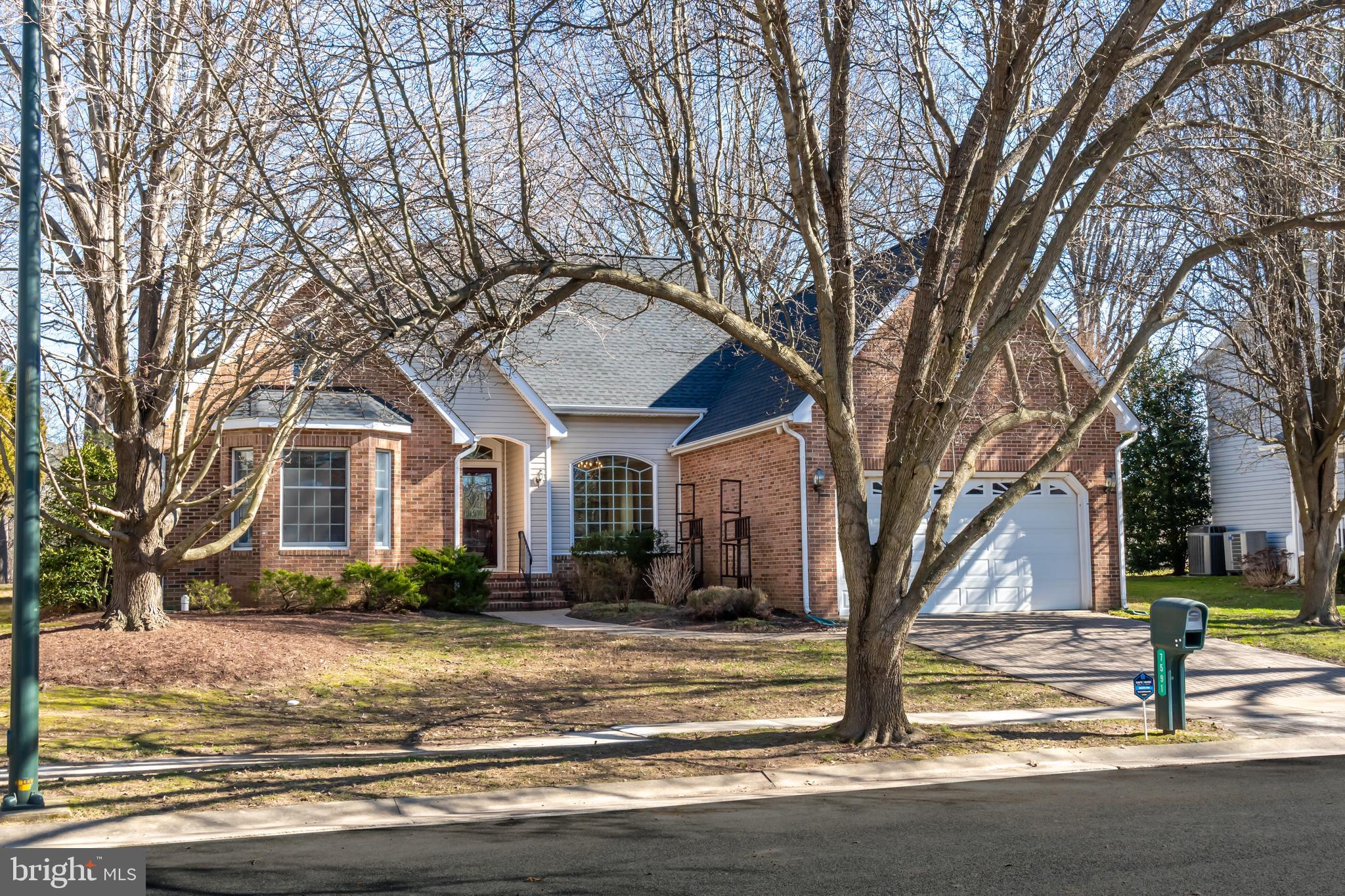 7591 Polly's Hill Lane