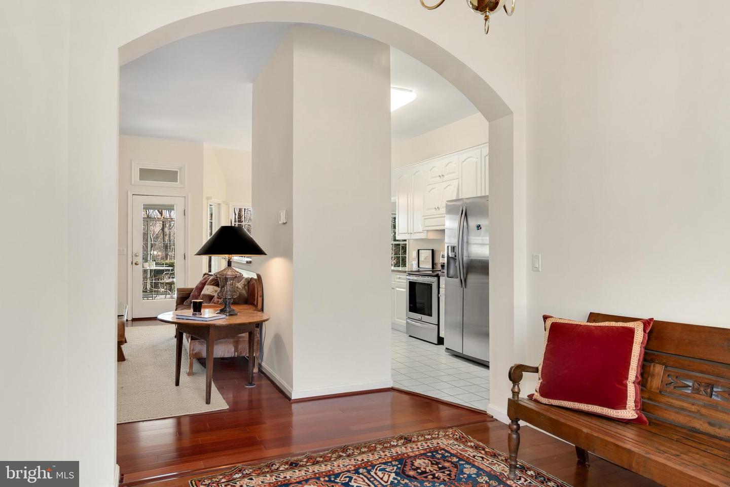 7591 Polly's Hill Lane