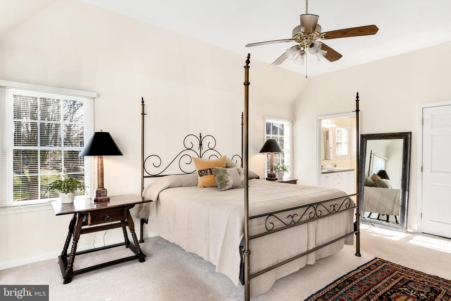 7591 Polly's Hill Lane