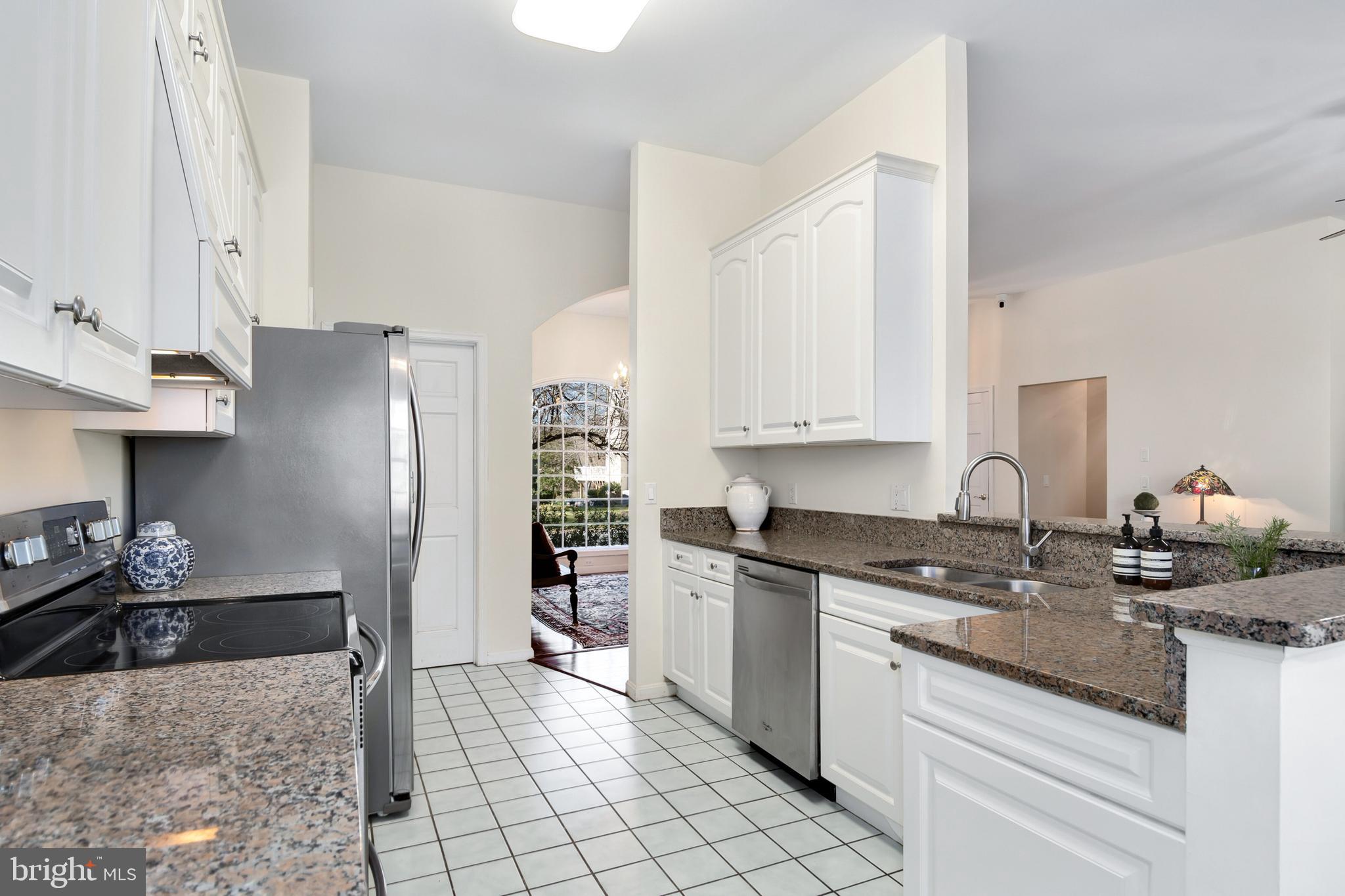 7591 Polly's Hill Lane