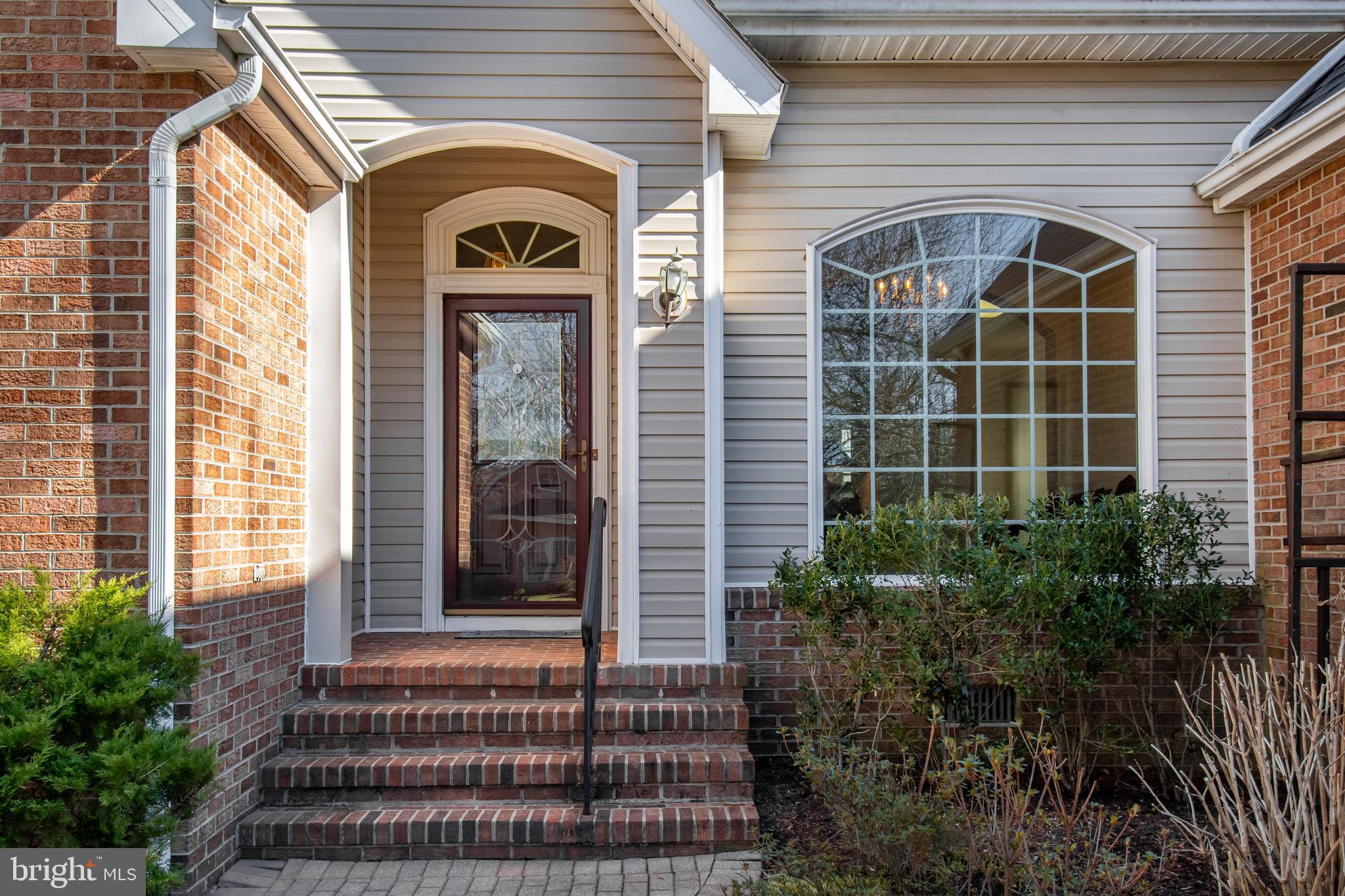 7591 Polly's Hill Lane