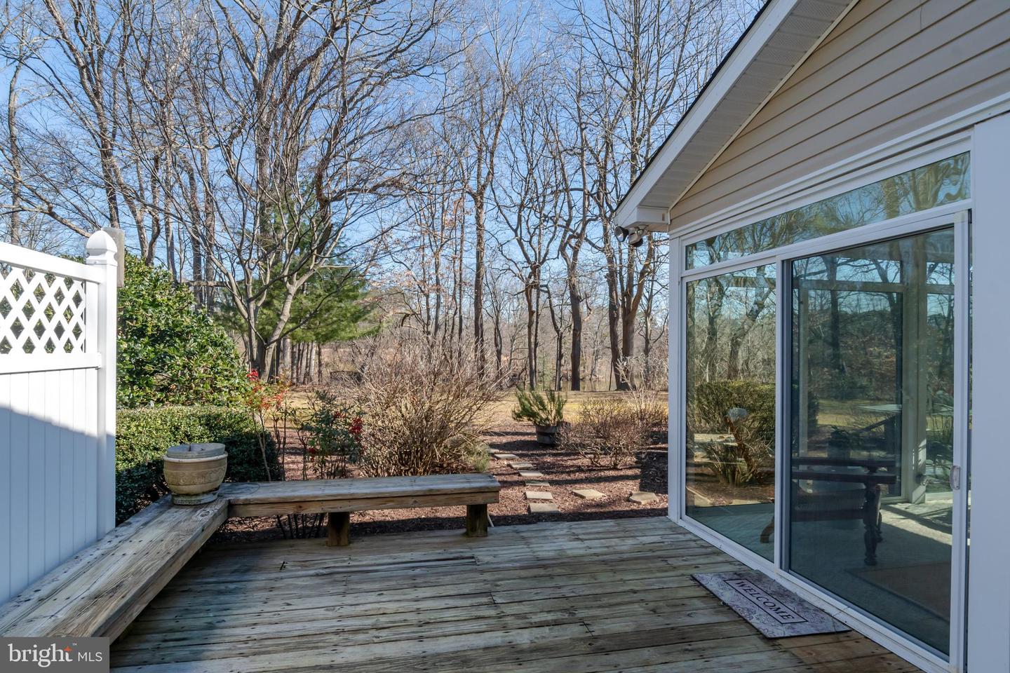 7591 Polly's Hill Lane