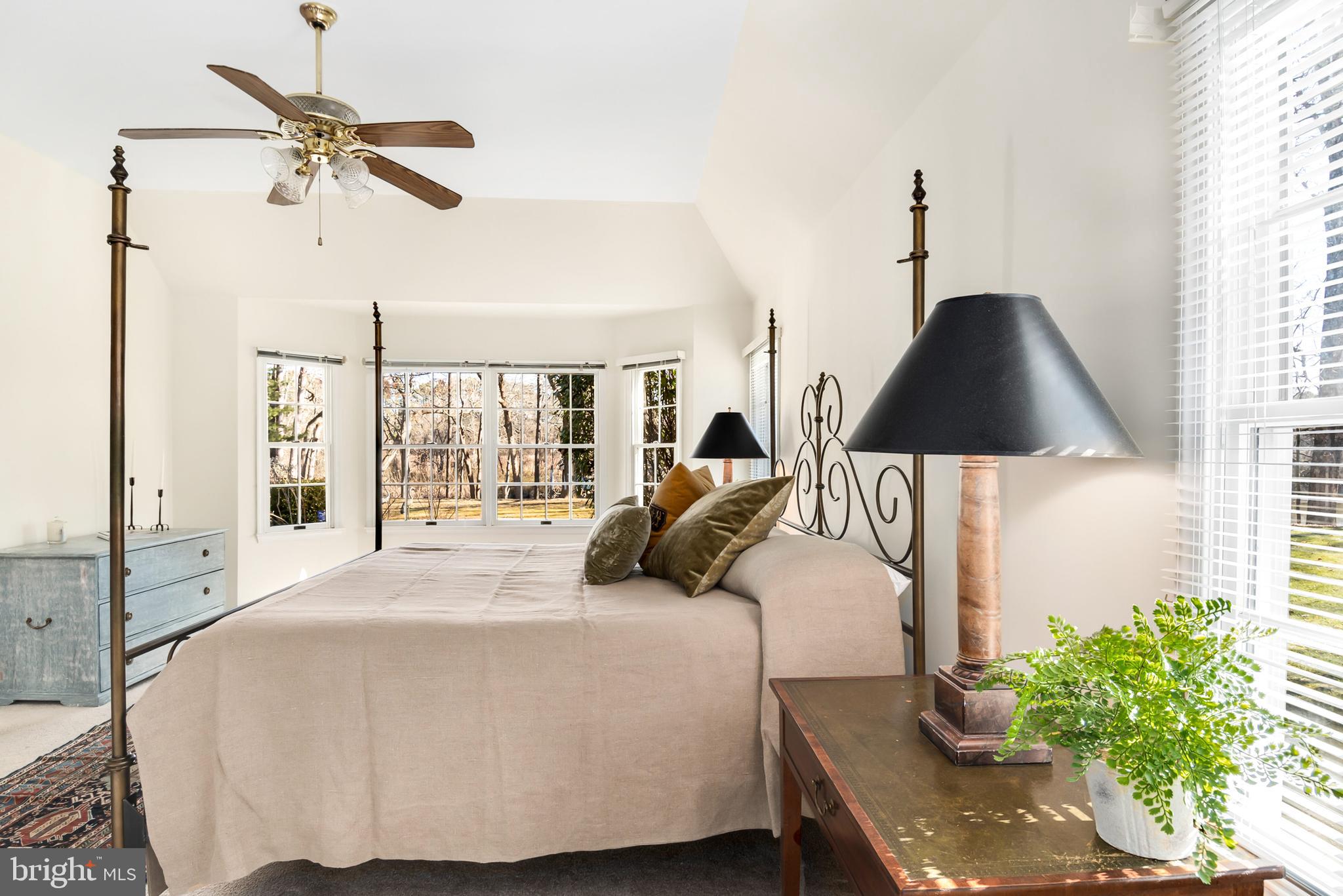 7591 Polly's Hill Lane