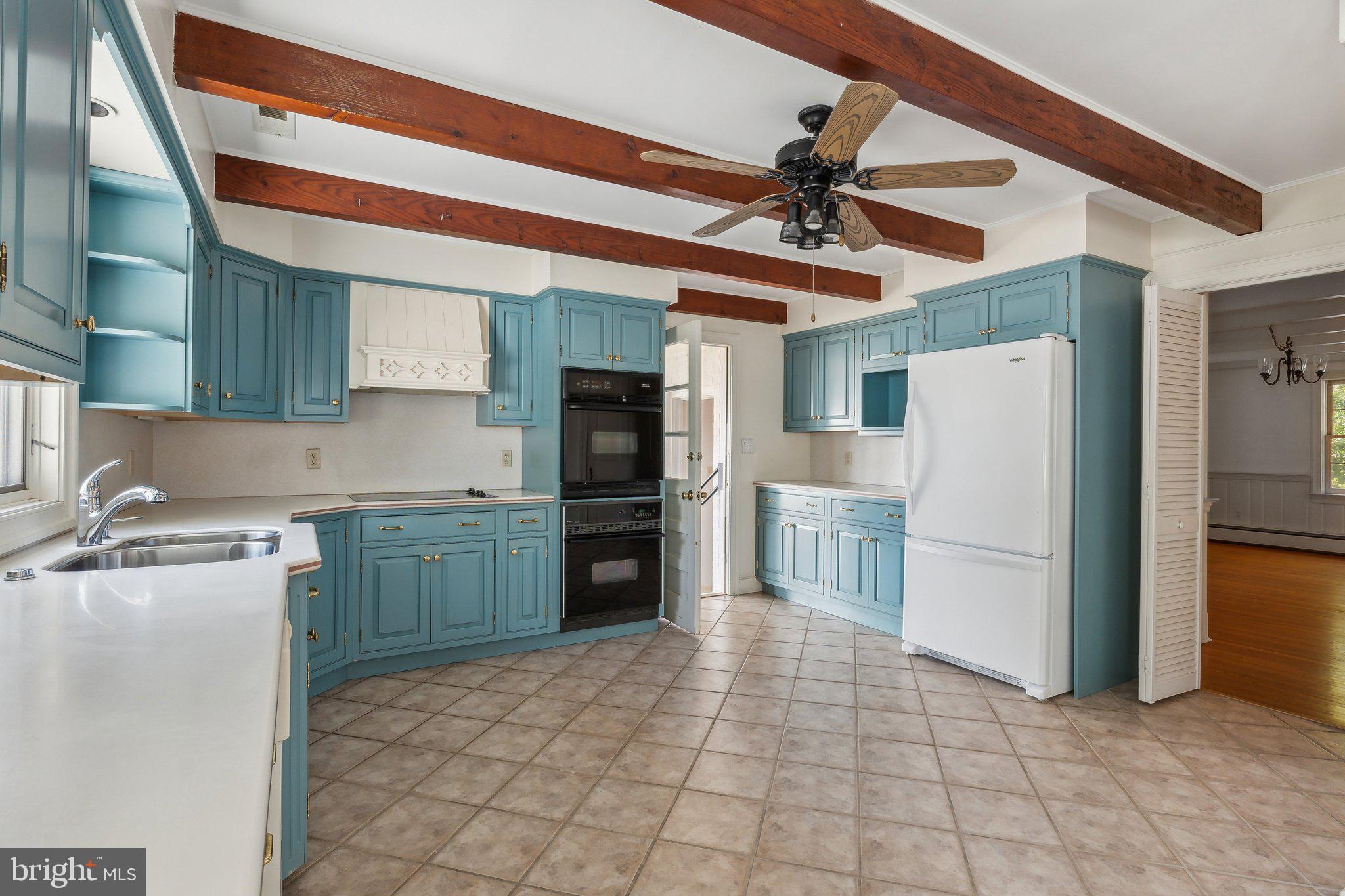 1015 Riverview Terr