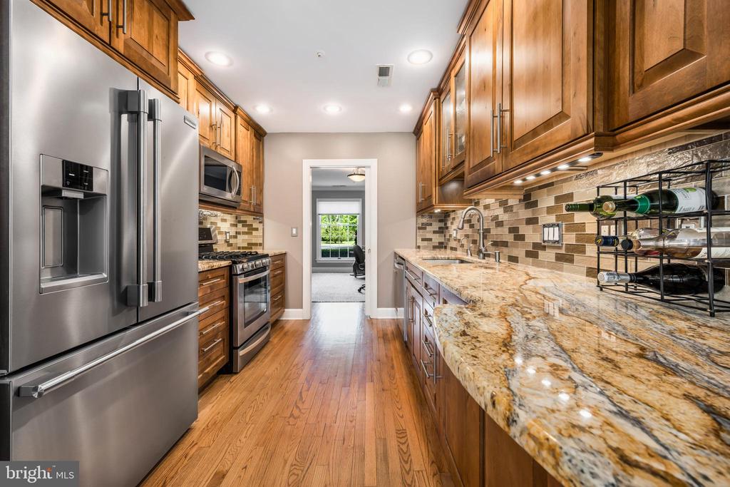 9529 Quail Hollow #503