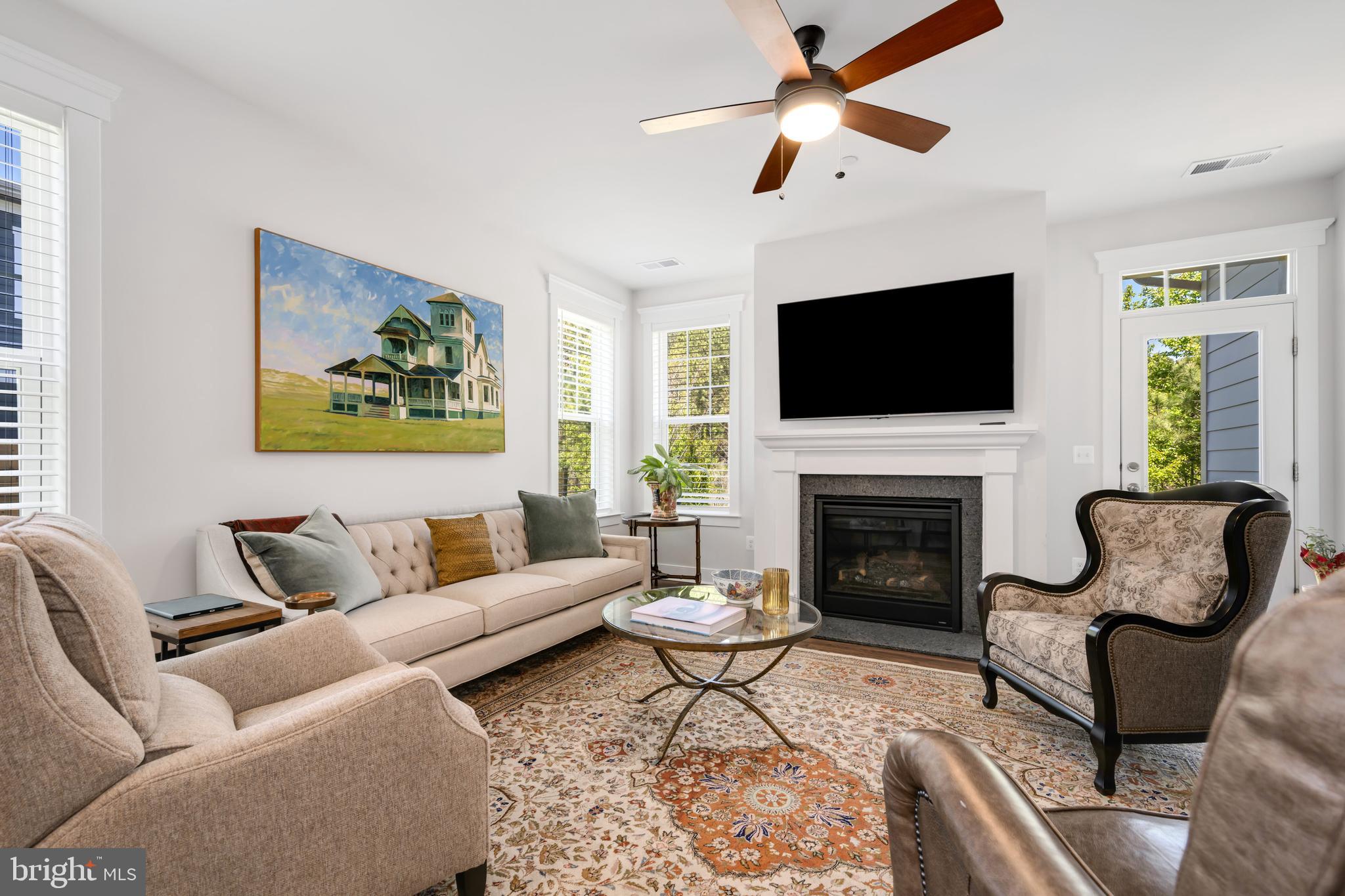 8134 Easton Village Dr