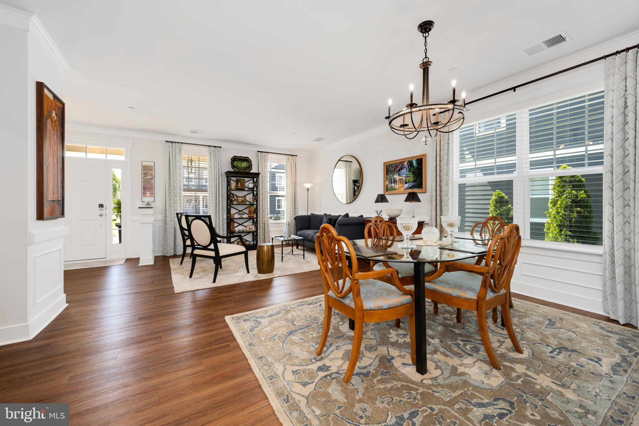 8134 Easton Village Dr