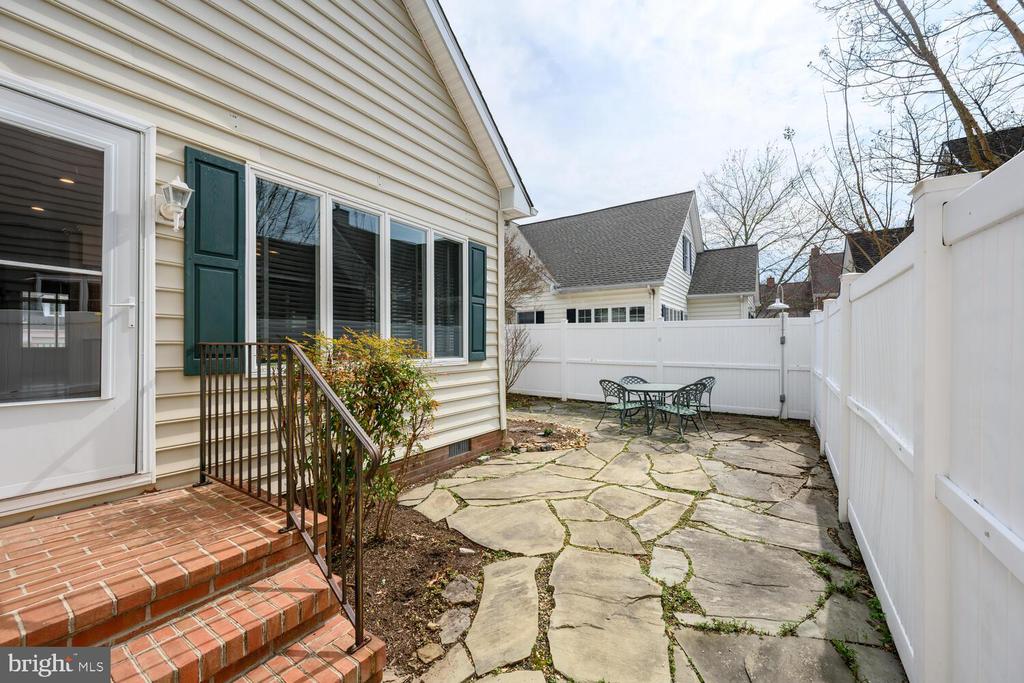 28524 AUGUSTA COURT