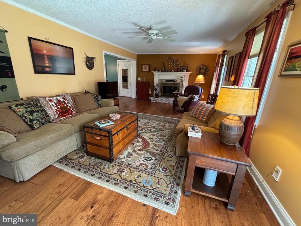 29309 PIN OAK WAY