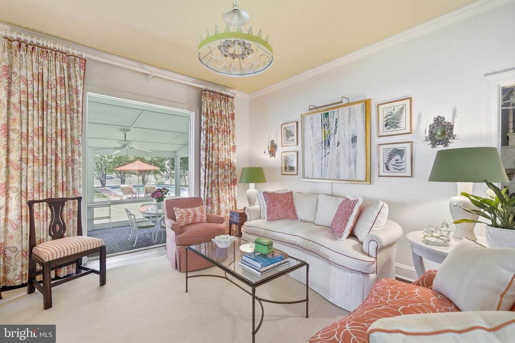 3770 LEONARD COVE LANE