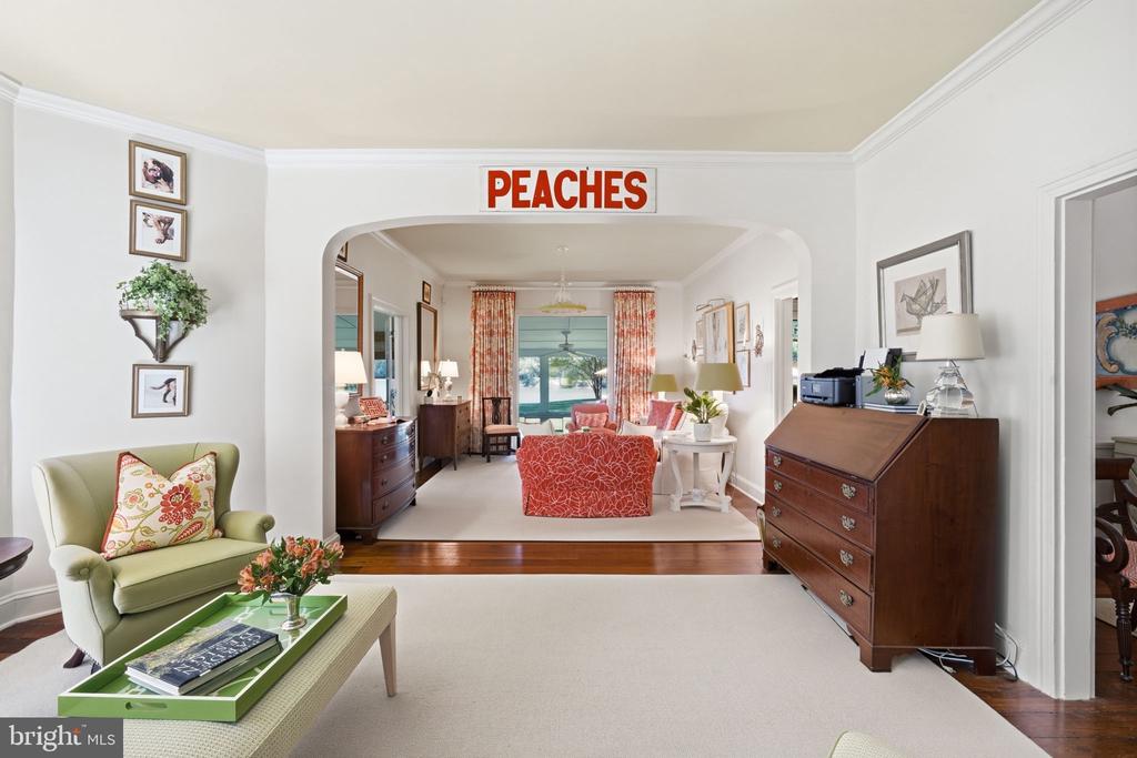 3770 LEONARD COVE LANE