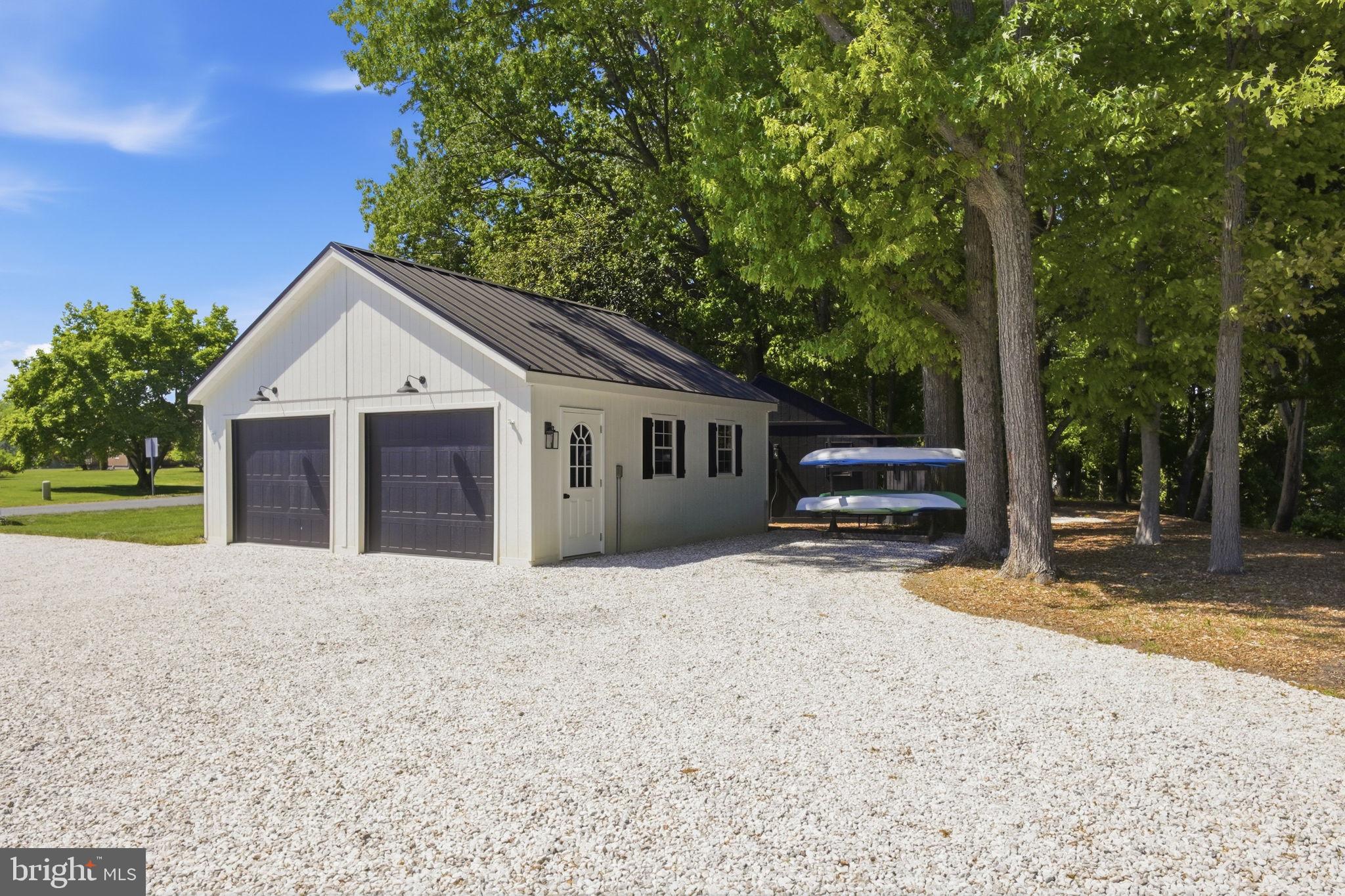 7871 AVON COURT