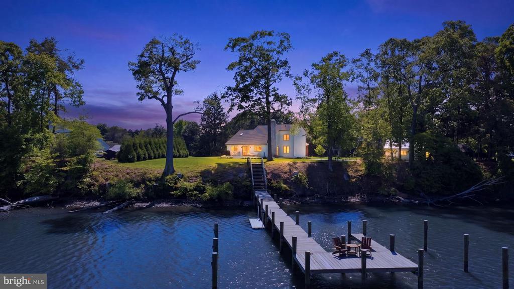 7871 AVON COURT