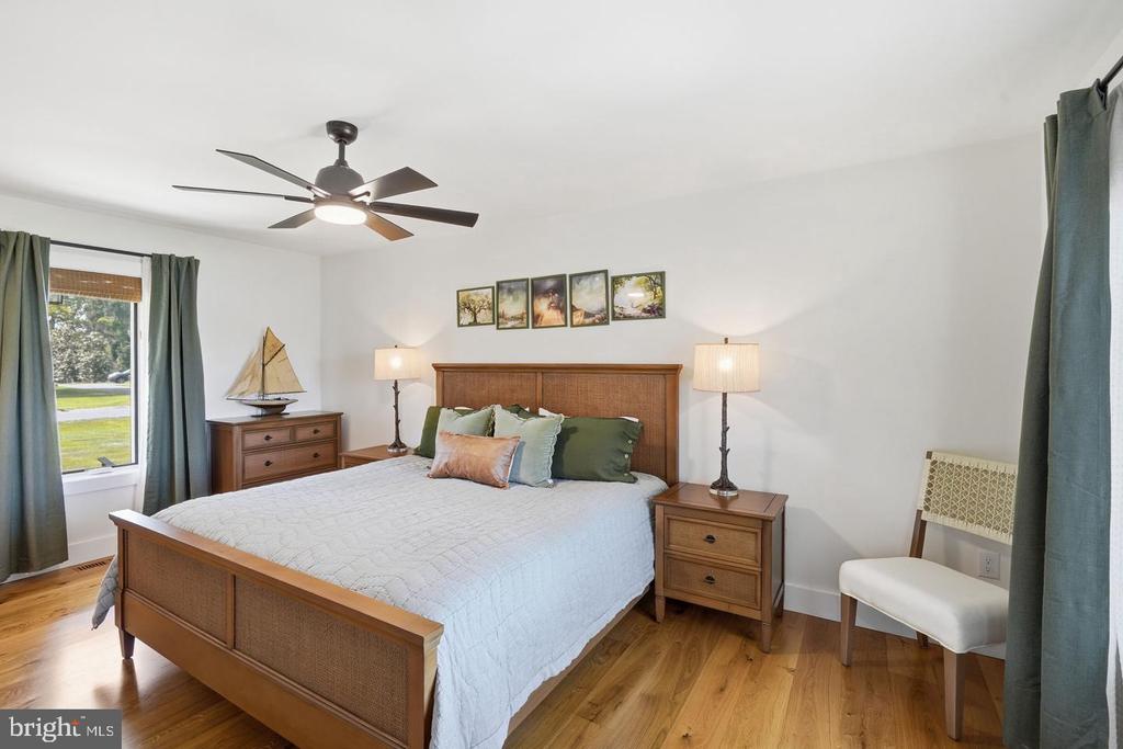 7871 AVON COURT
