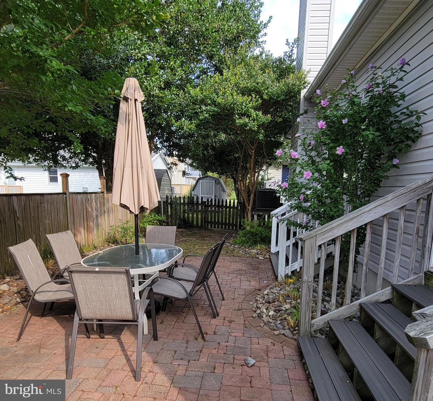 605 Twin Tree Rd