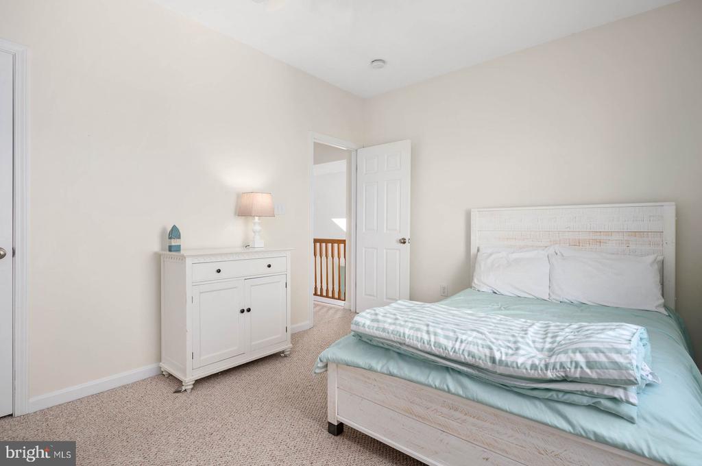 605 Twin Tree Rd