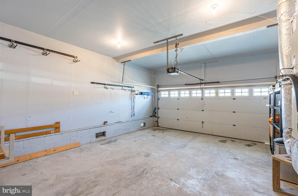 605 Twin Tree Rd