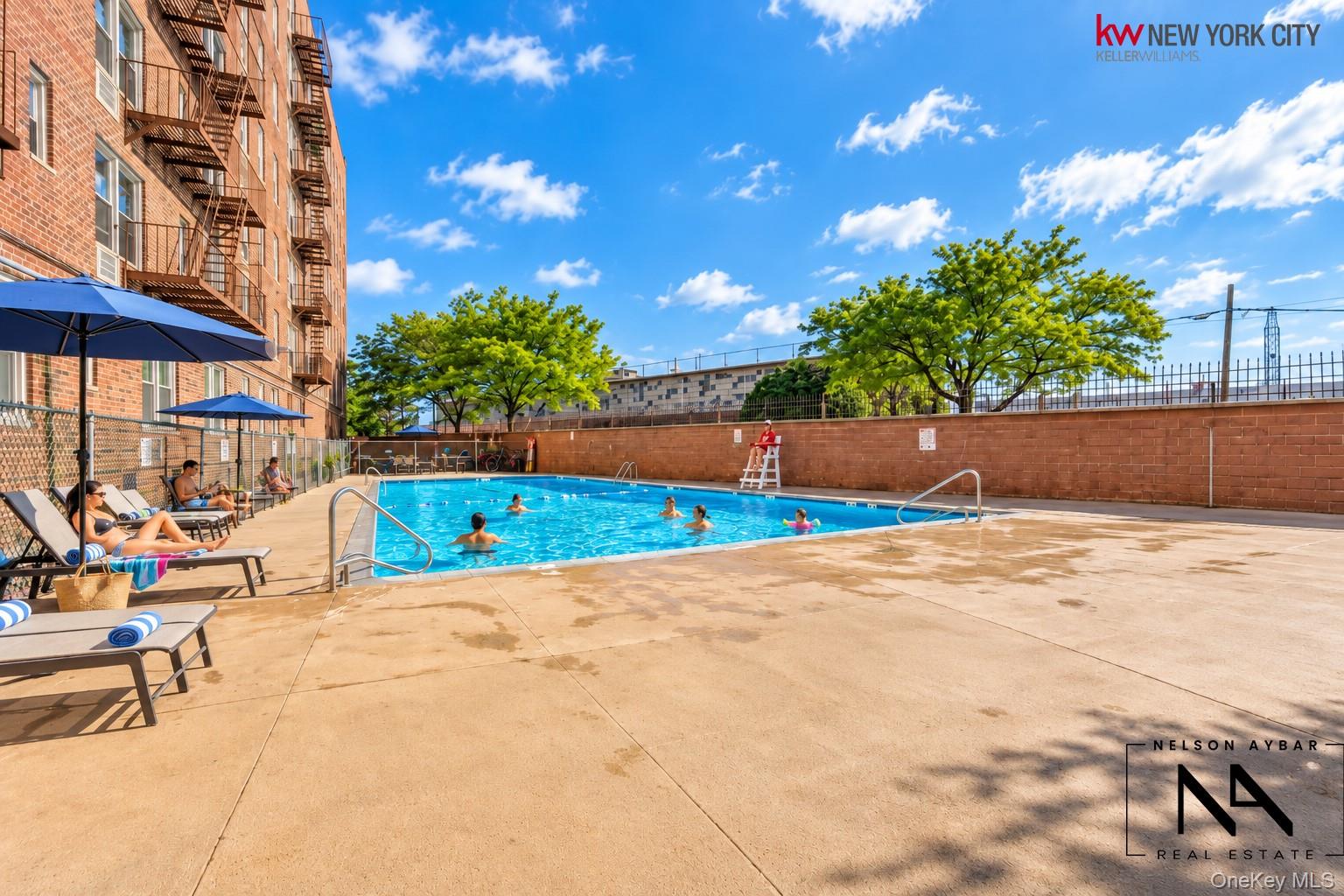 46-01 39th Avenue Unit: 103