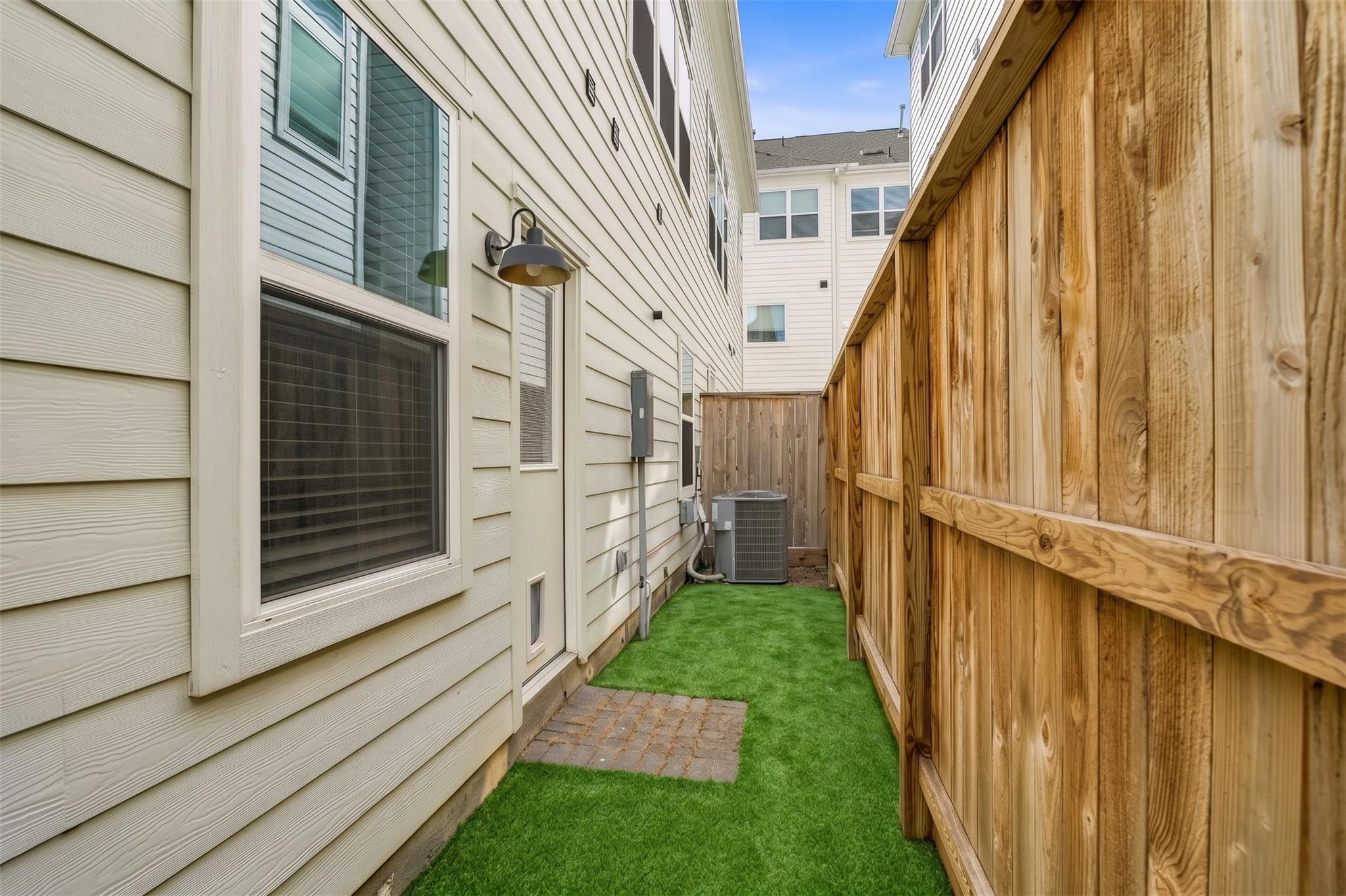 728 Carriage Knolls Drive