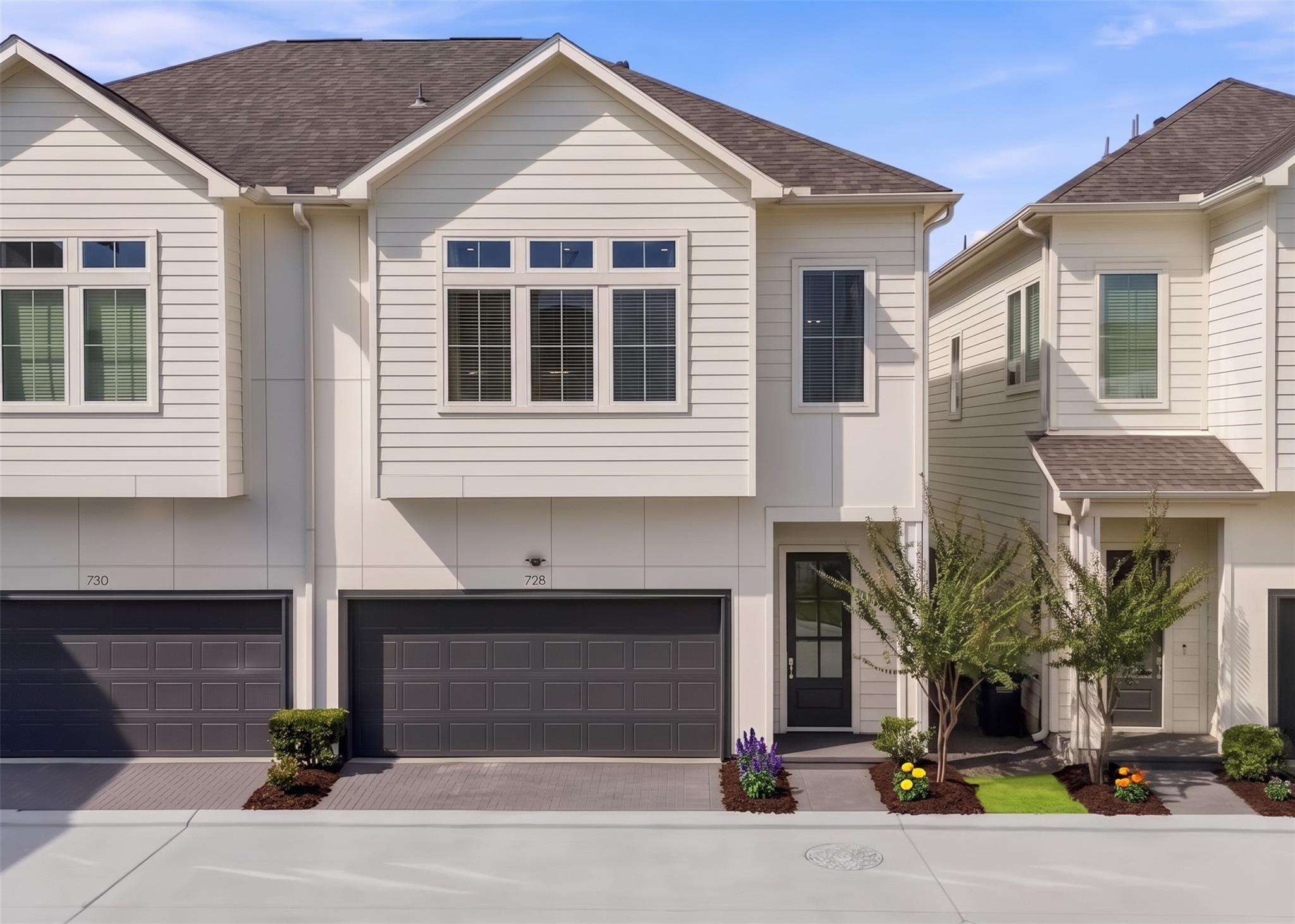 728 Carriage Knolls Drive