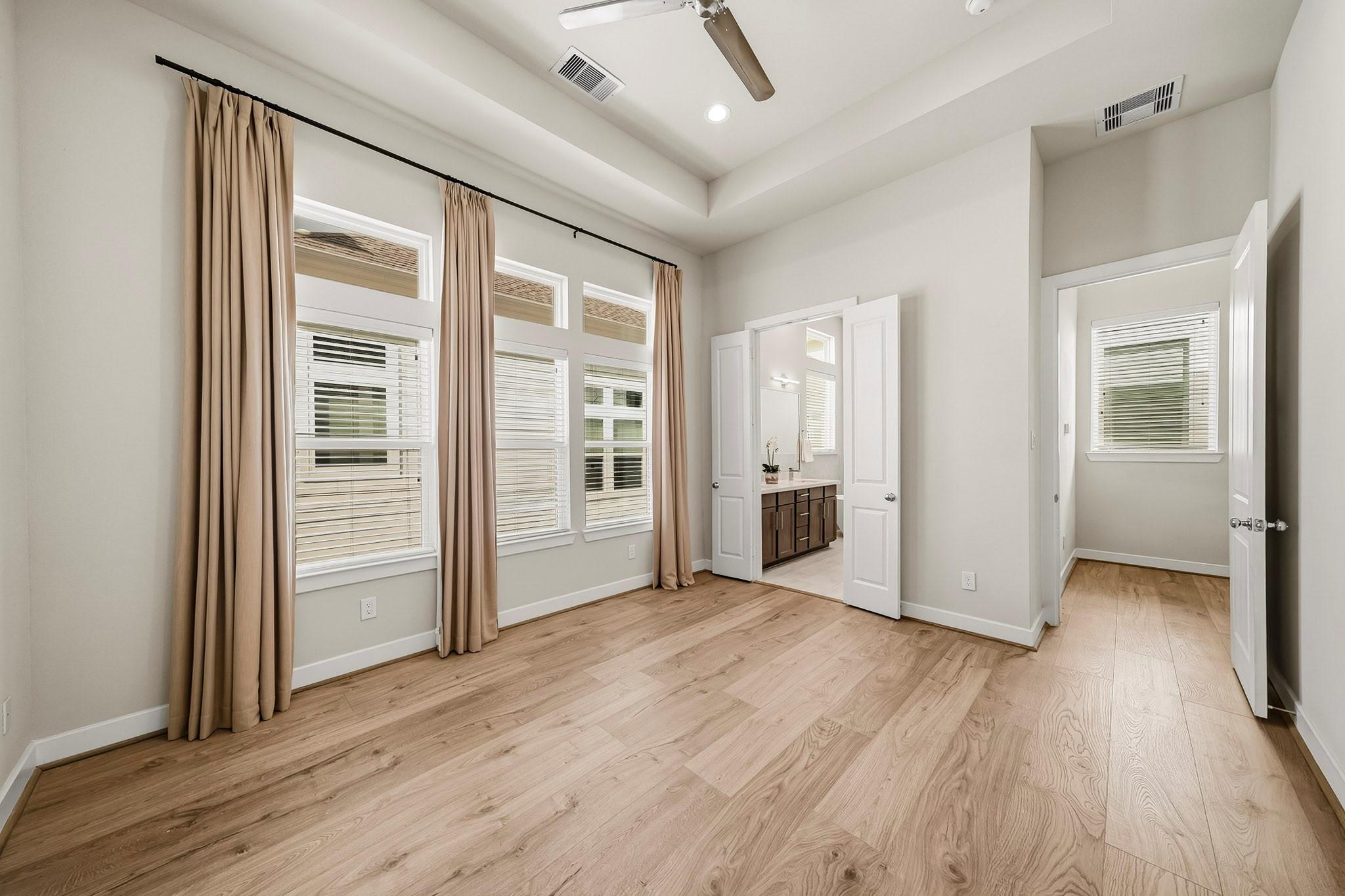 728 Carriage Knolls Drive