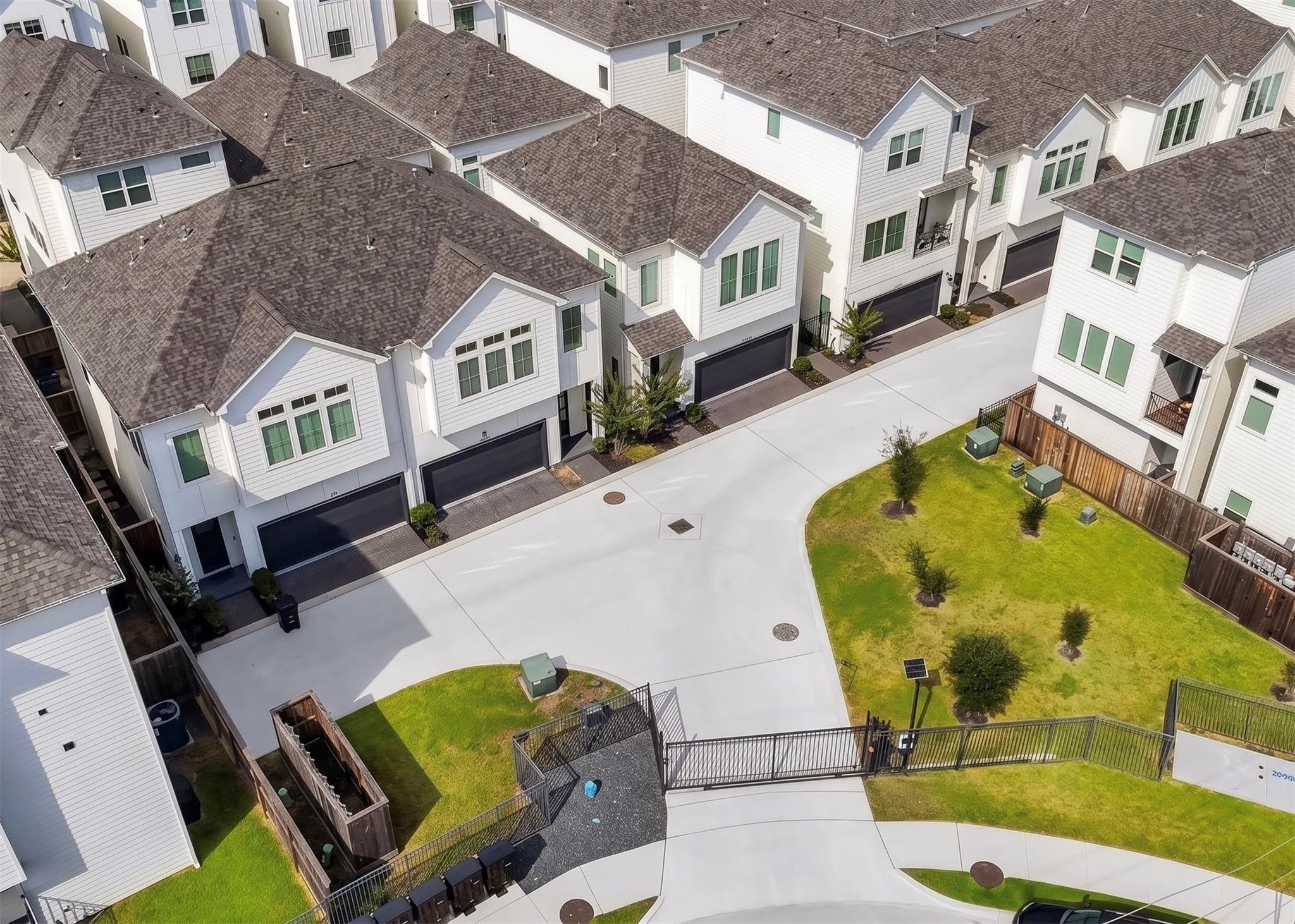 728 Carriage Knolls Drive