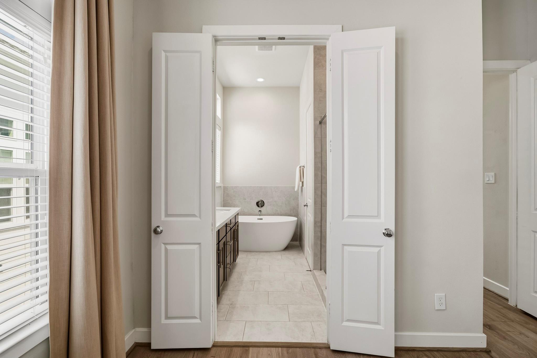 728 Carriage Knolls Drive