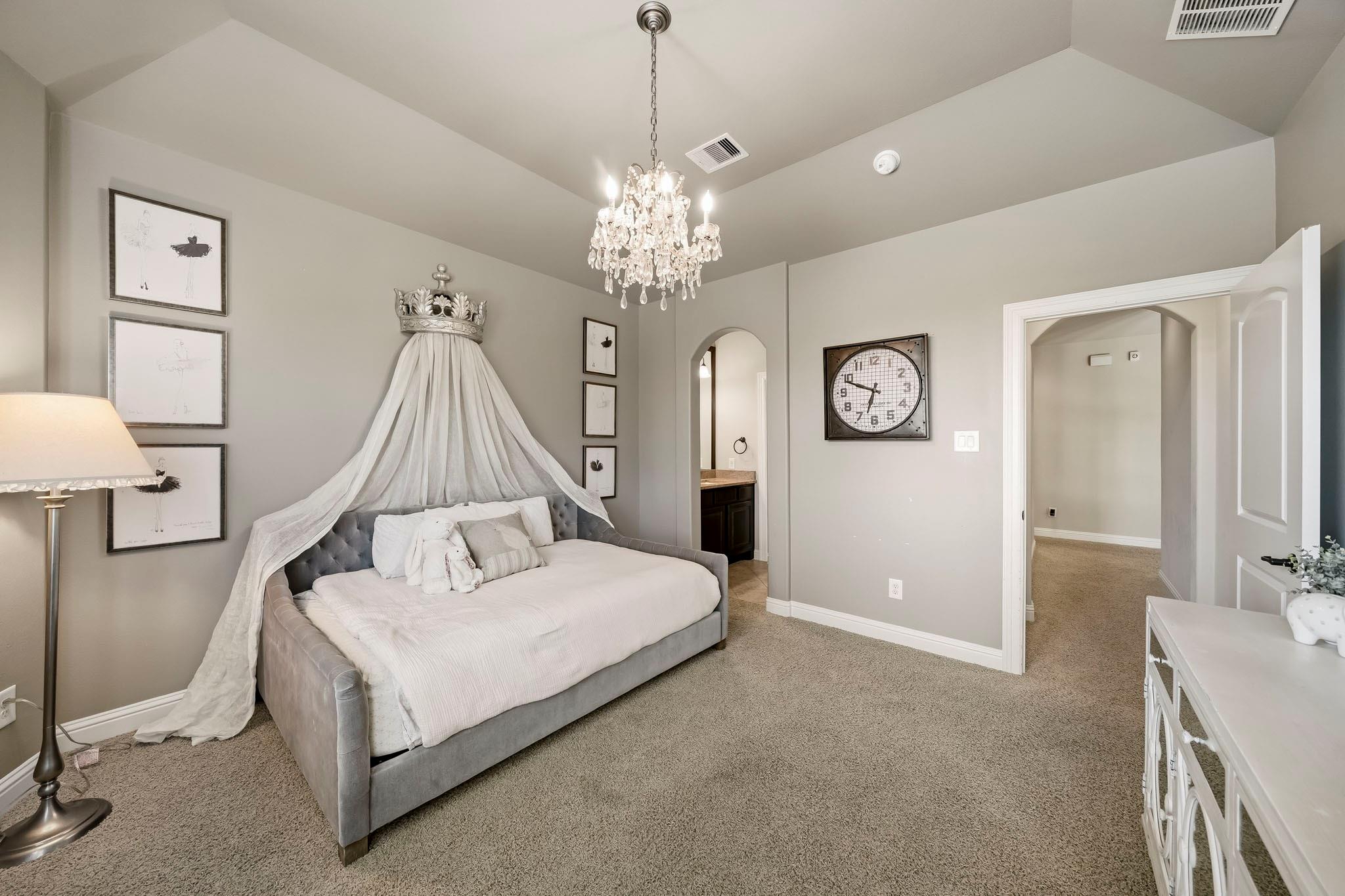 10607 Pebblecreek Crossing