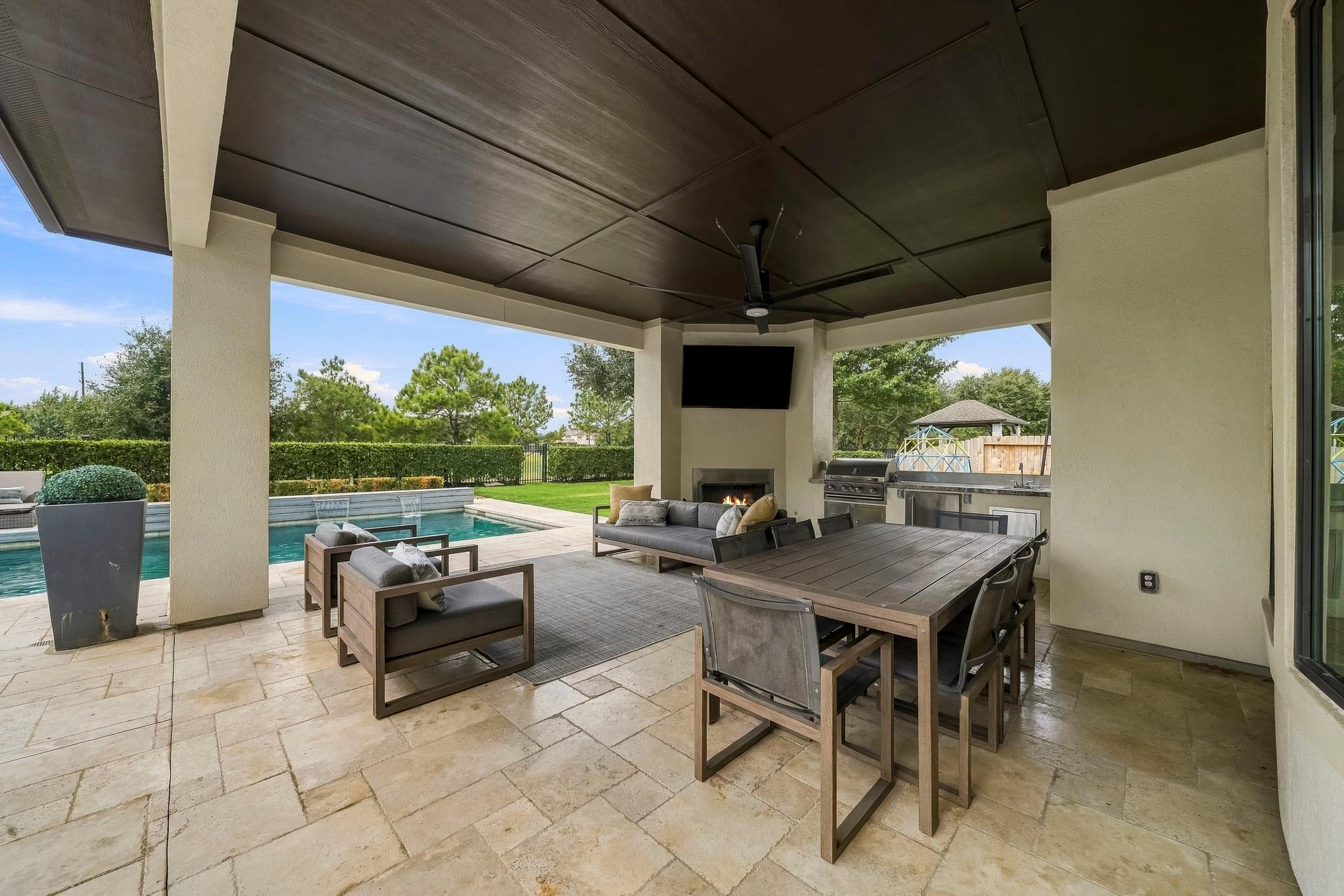 10607 Pebblecreek Crossing