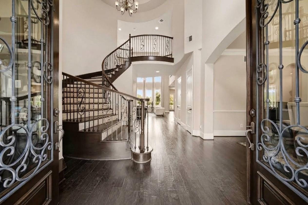 10607 Pebblecreek Crossing