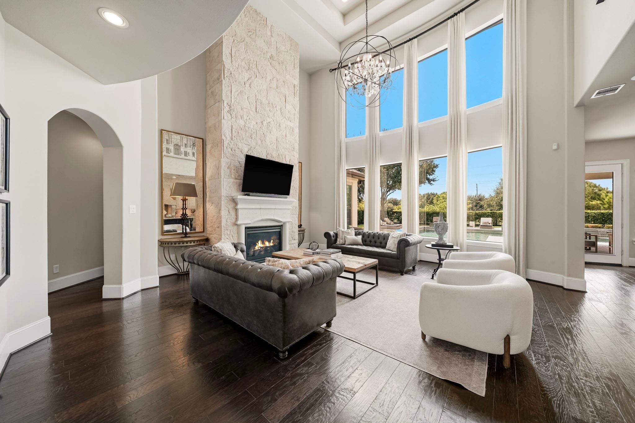 10607 Pebblecreek Crossing
