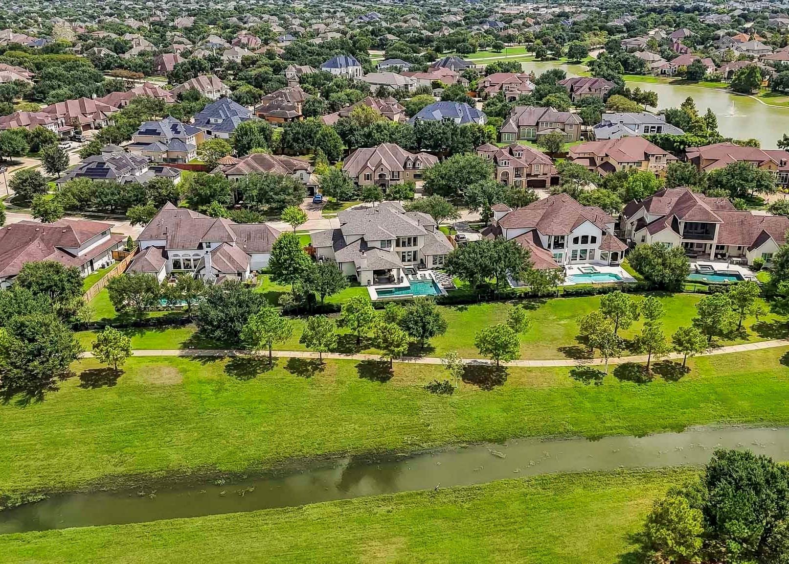 10607 Pebblecreek Crossing