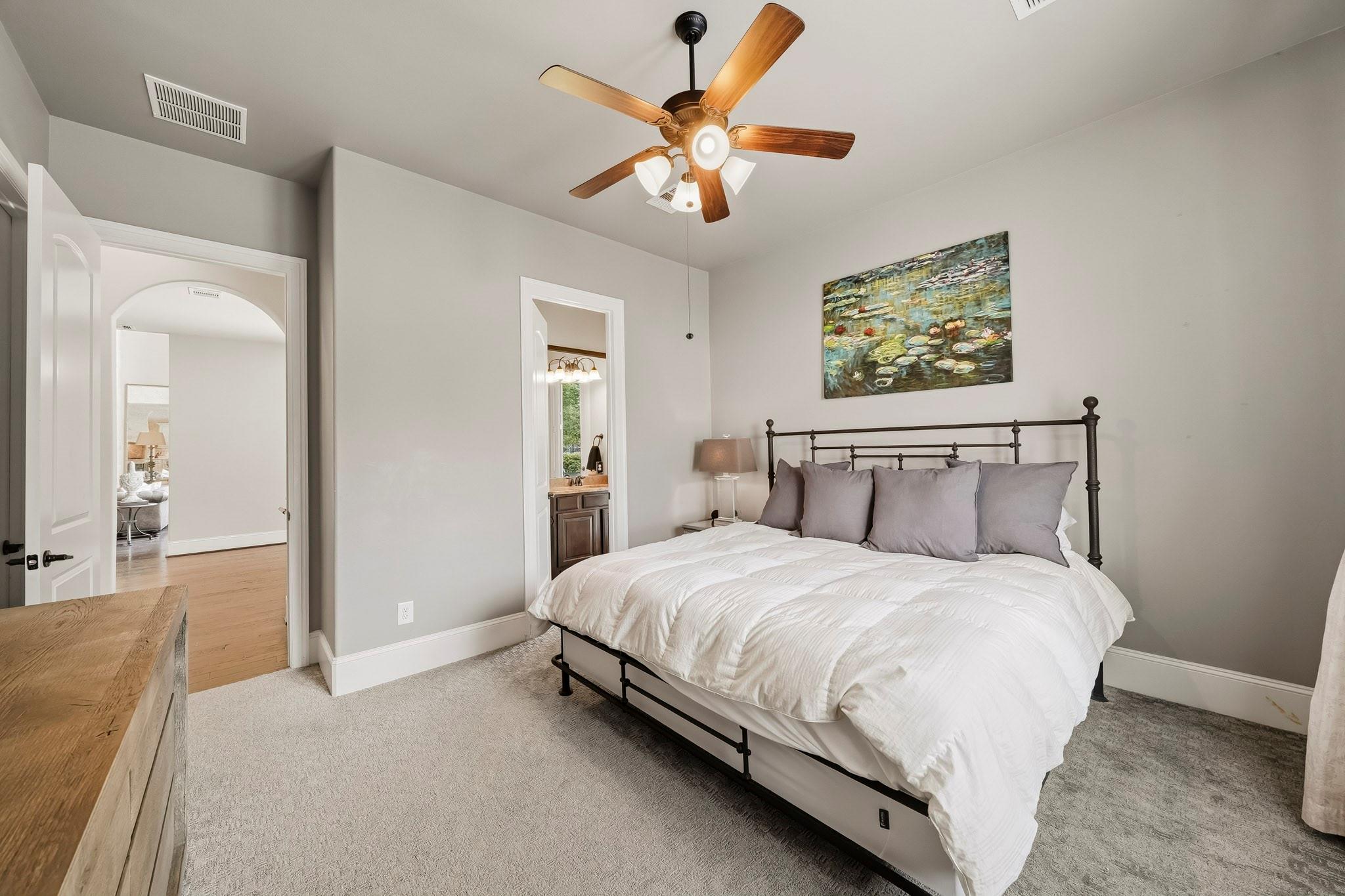 10607 Pebblecreek Crossing