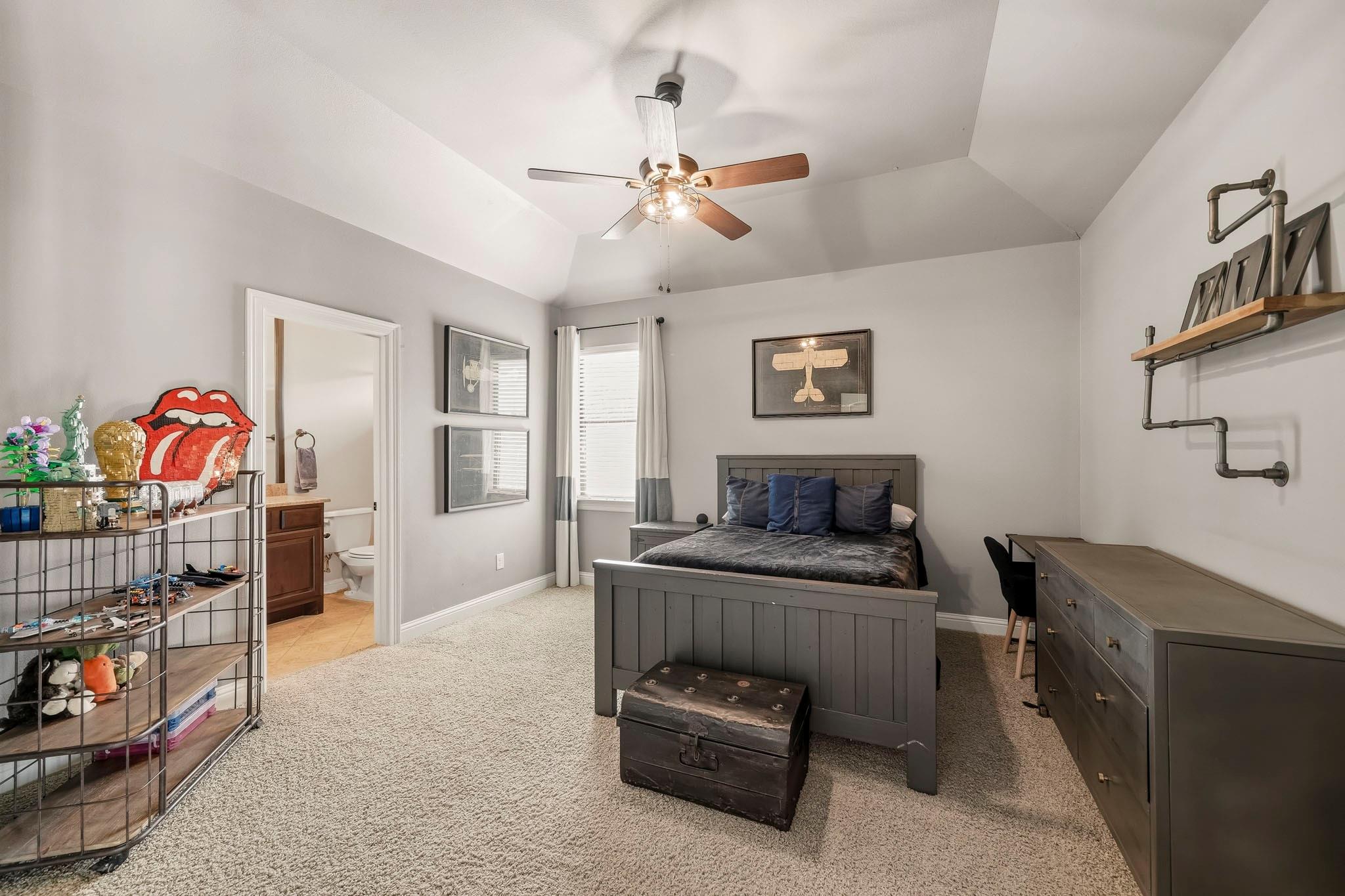 10607 Pebblecreek Crossing