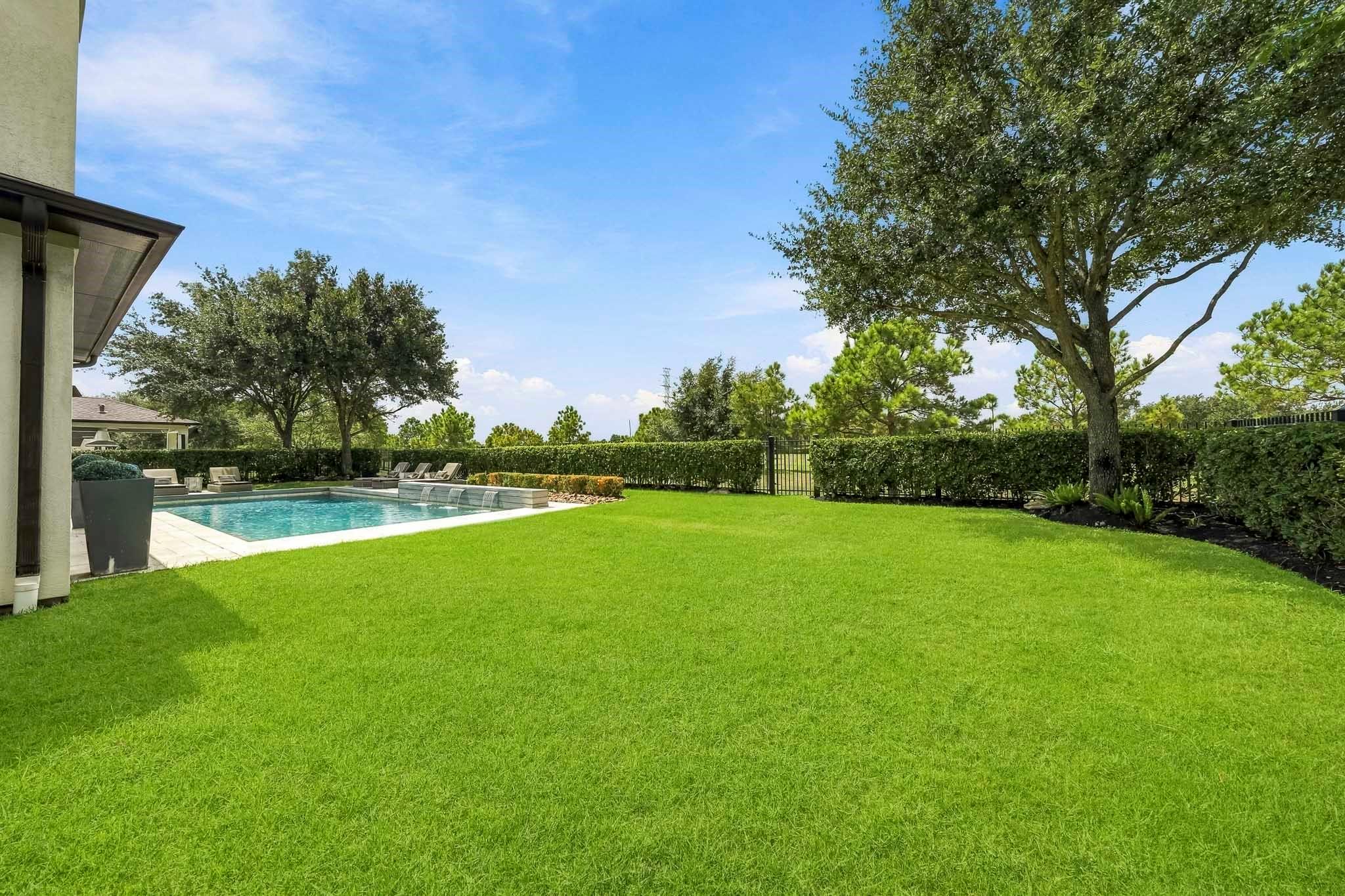 10607 Pebblecreek Crossing
