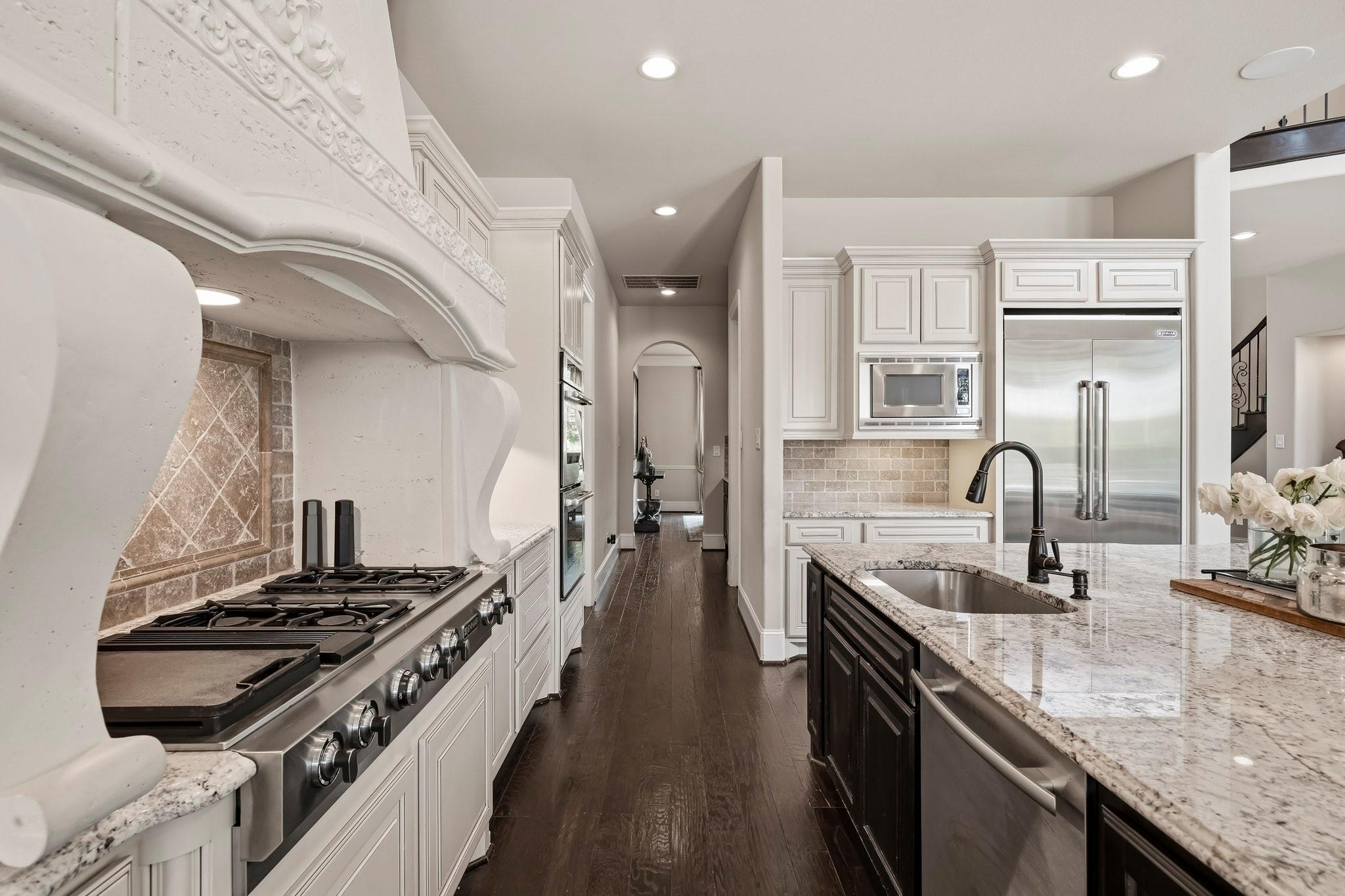 10607 Pebblecreek Crossing