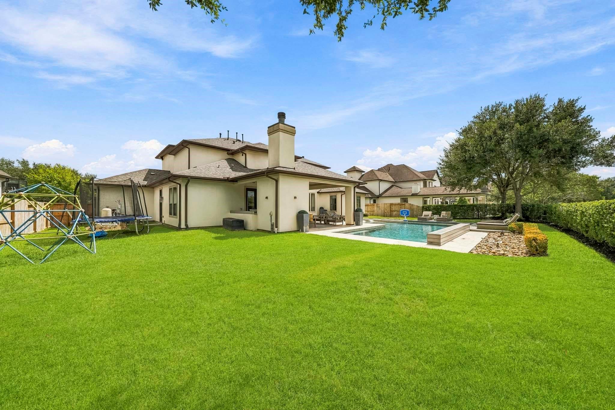 10607 Pebblecreek Crossing