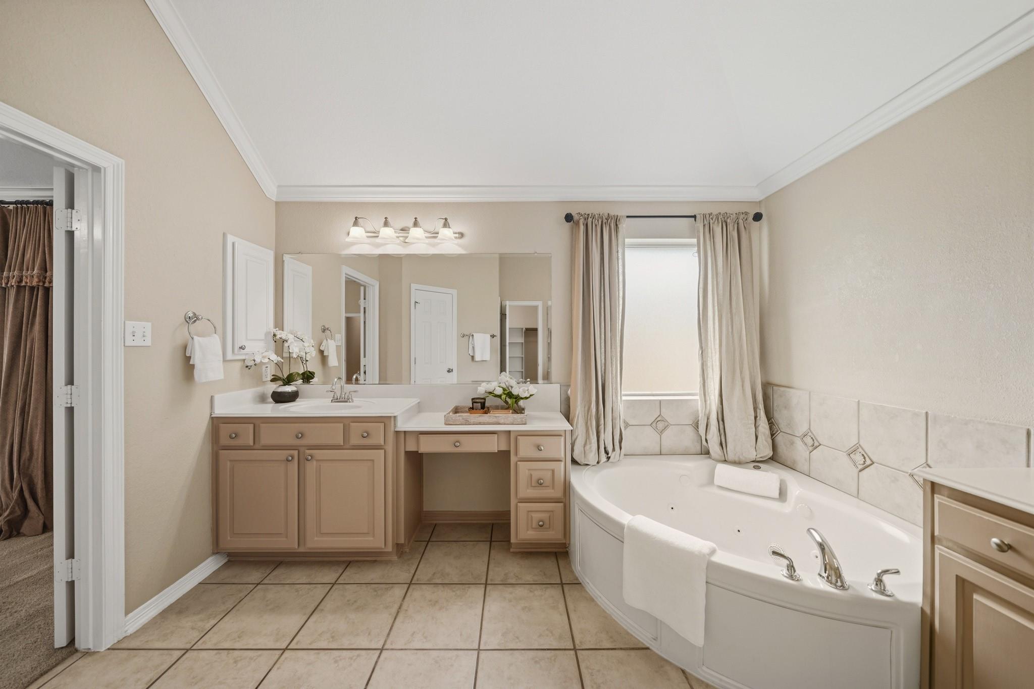 2107 Upland Shadows Drive