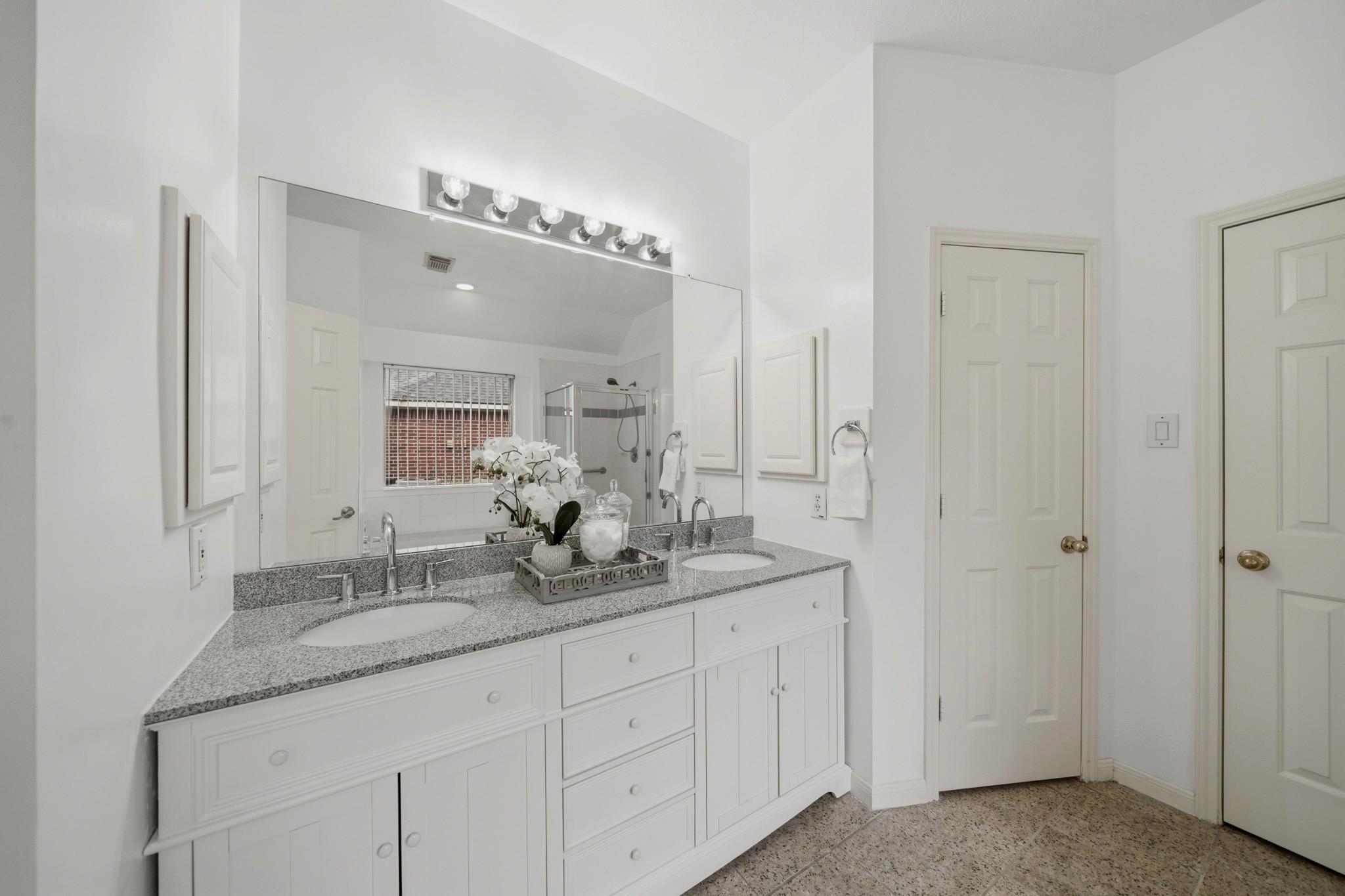 3135 Indigo Lane