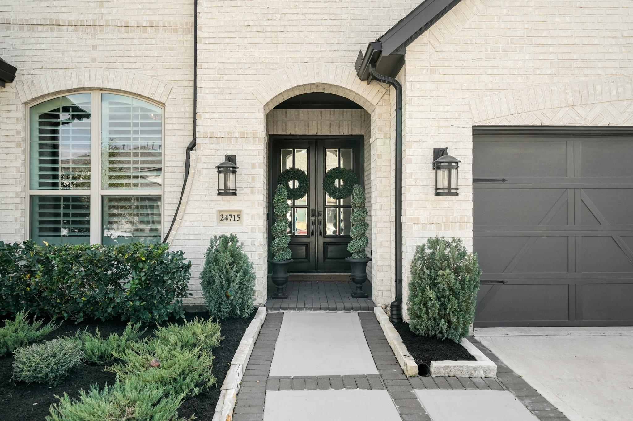 24715 Beebalm Trail